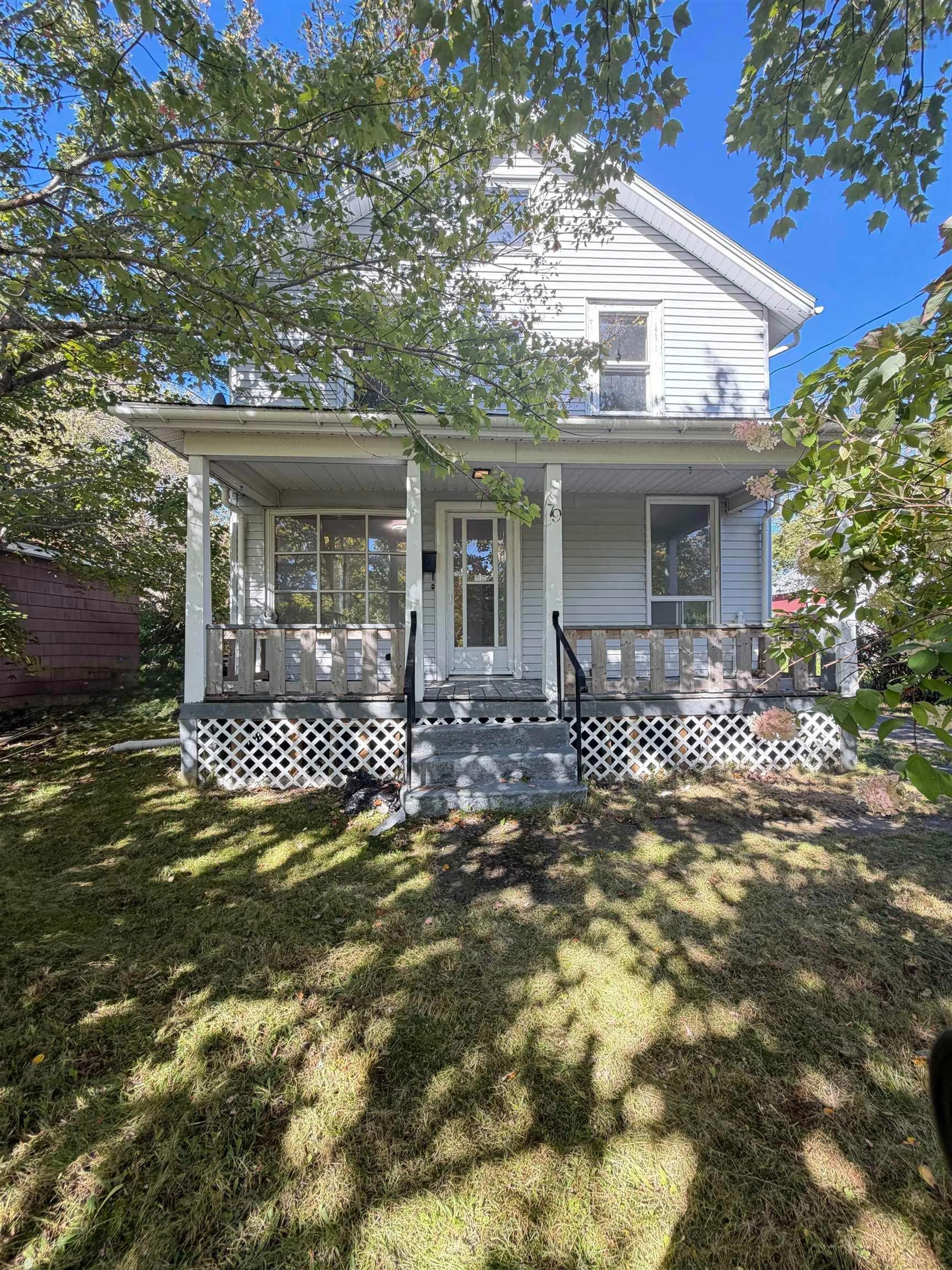 Home with vinyl exterior material, street for 79 Catherine St, Glace Bay Nova Scotia B1A 2K1