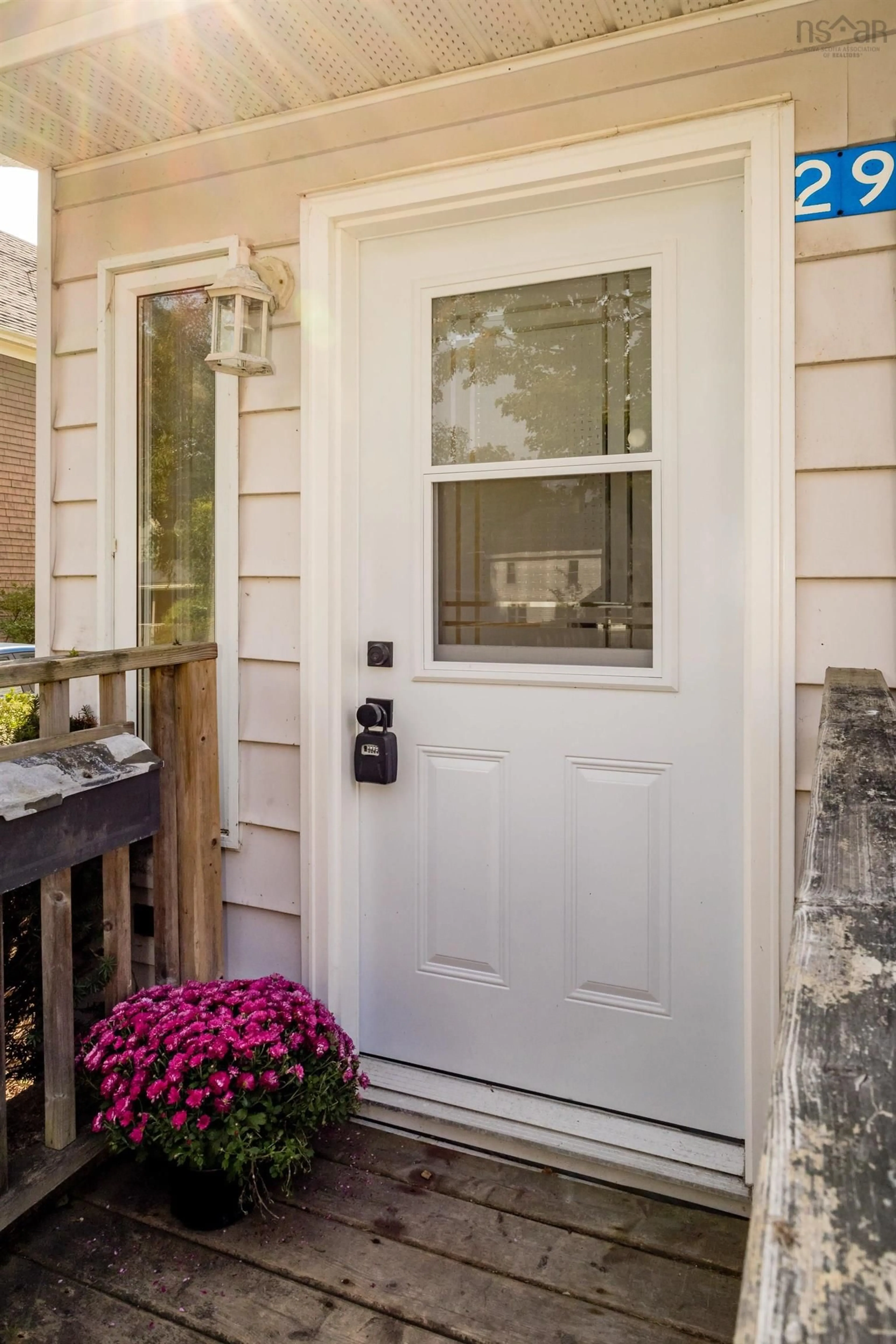 Indoor entryway for 29 Klondyke St, Kentville Nova Scotia B4N 1J1