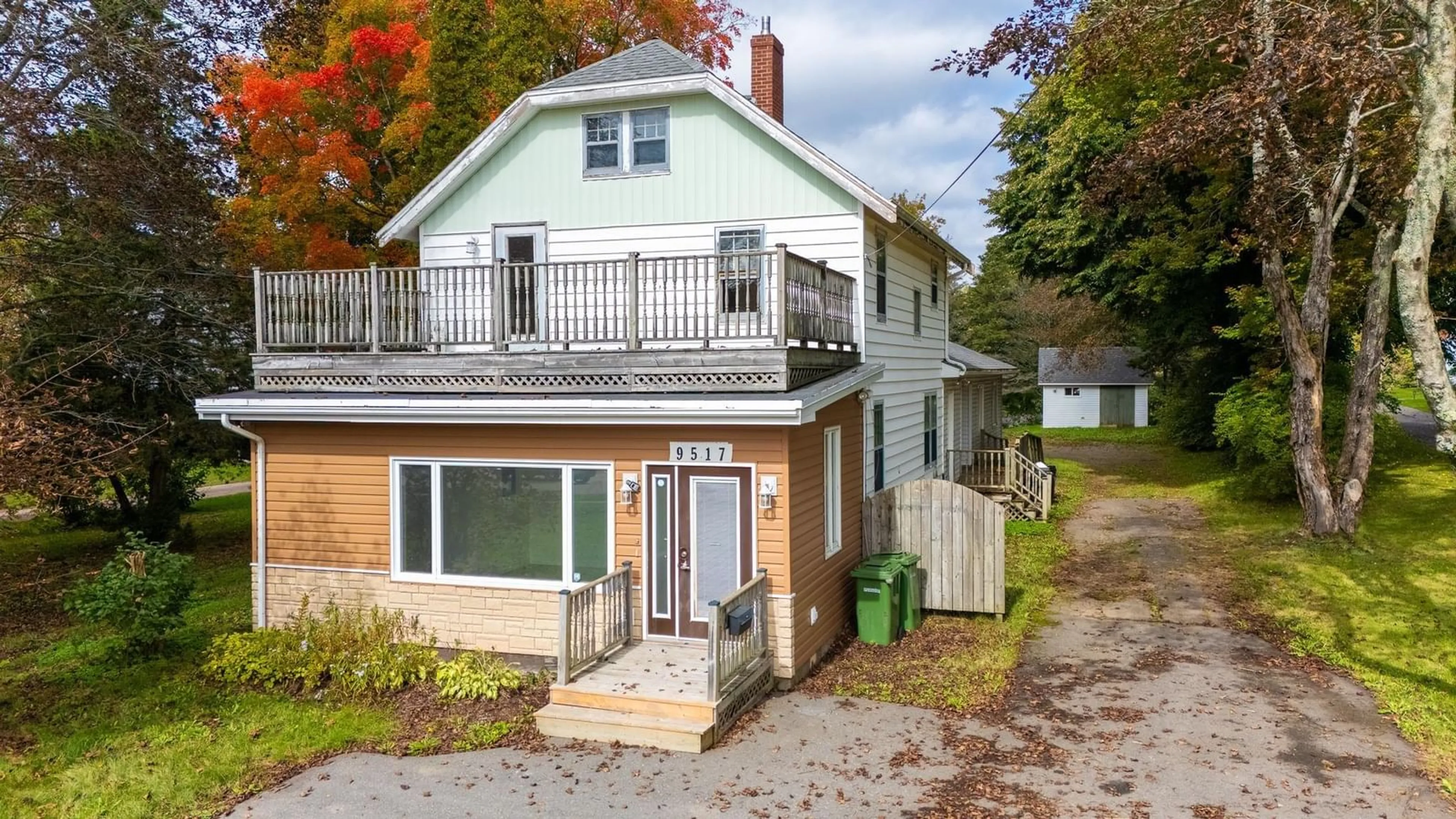 A pic from outside/outdoor area/front of a property/back of a property/a pic from drone, street for 9517 Commercial St, New Minas Nova Scotia B4N 3G3