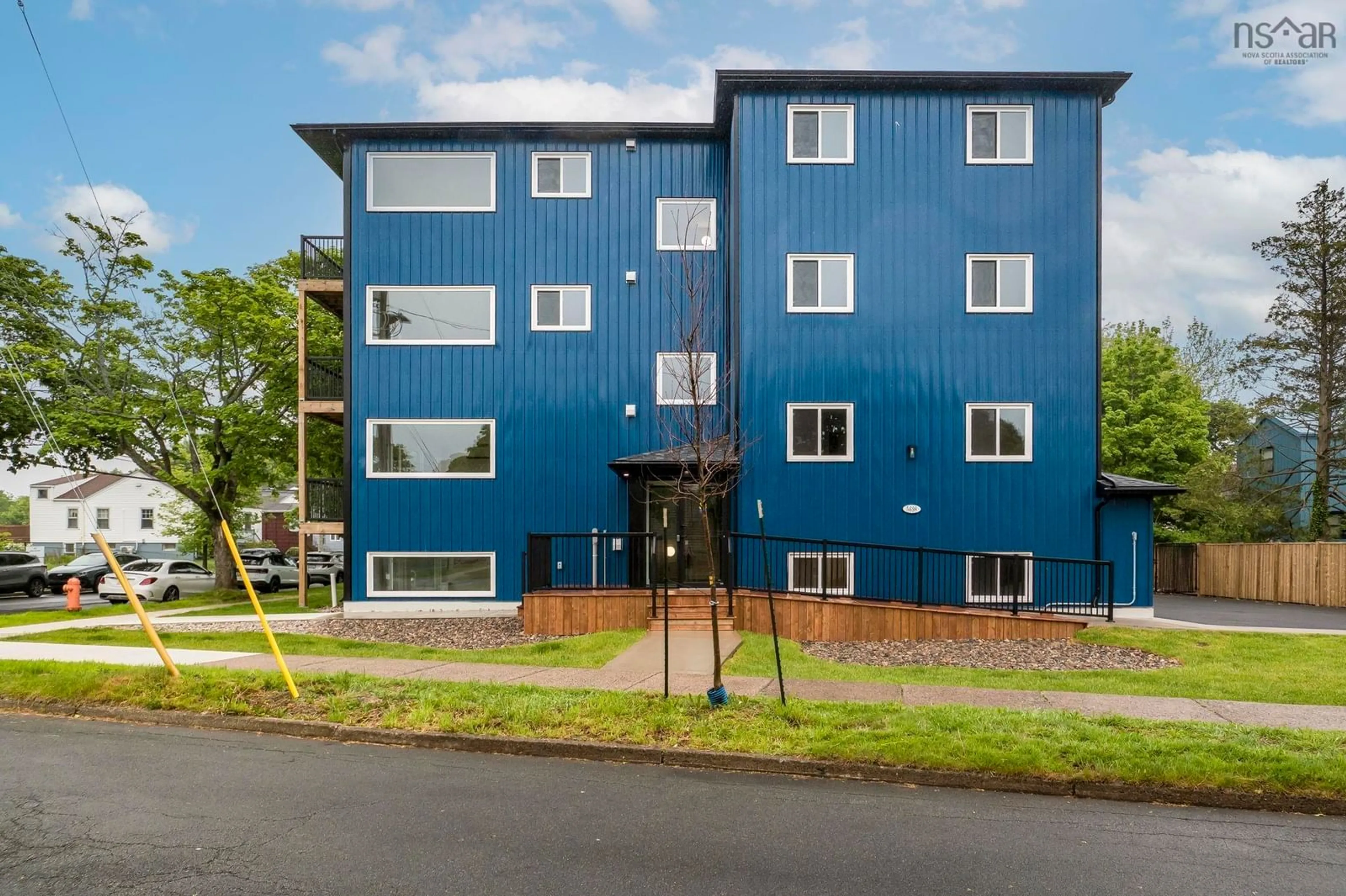 A pic from outside/outdoor area/front of a property/back of a property/a pic from drone, building for 5698 Normandy Dr, Halifax Peninsula Nova Scotia B3K 4J7