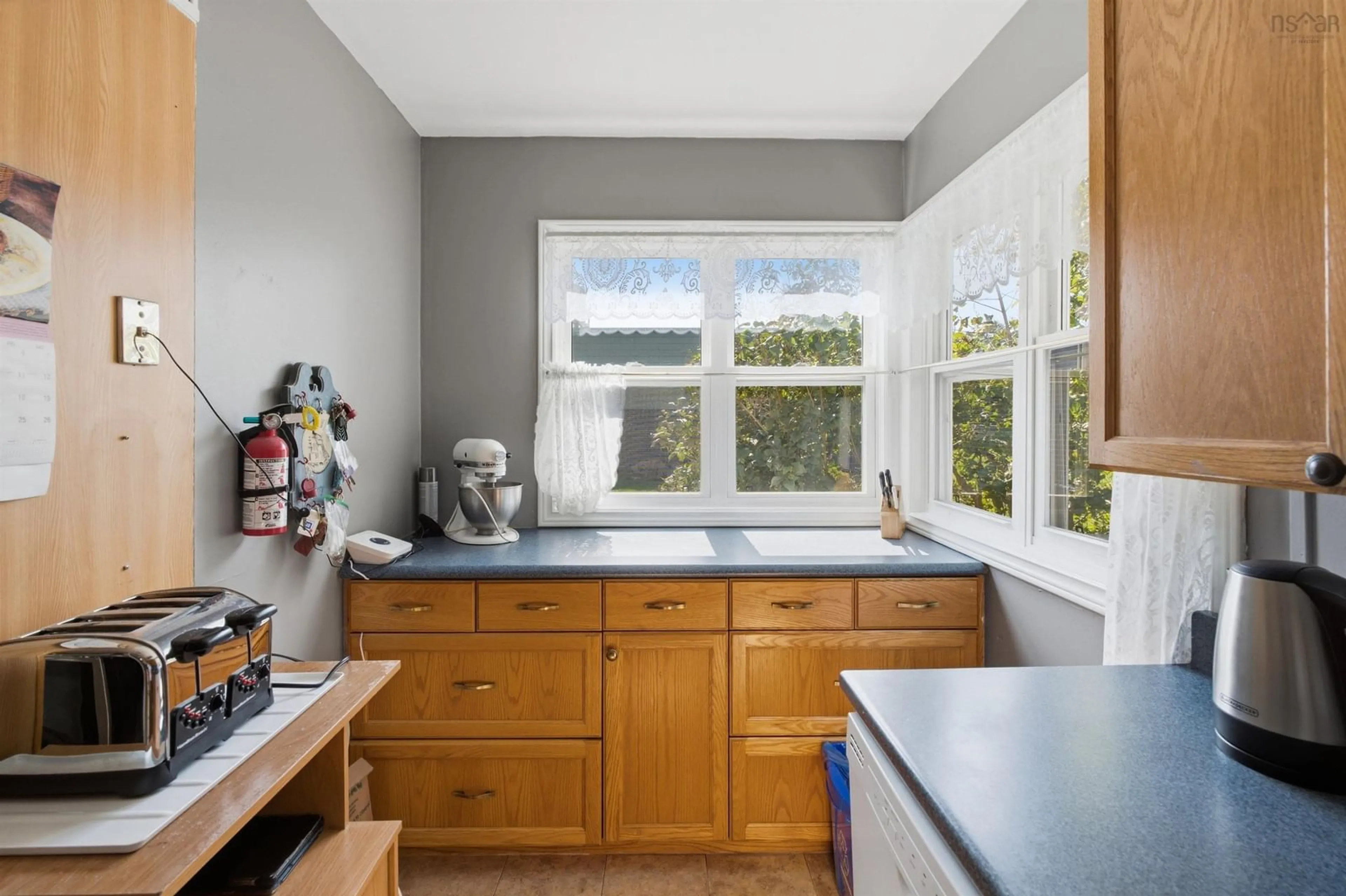 Standard kitchen, unknown for 3360 St Andrews Ave, Halifax Nova Scotia B3L 3Y1