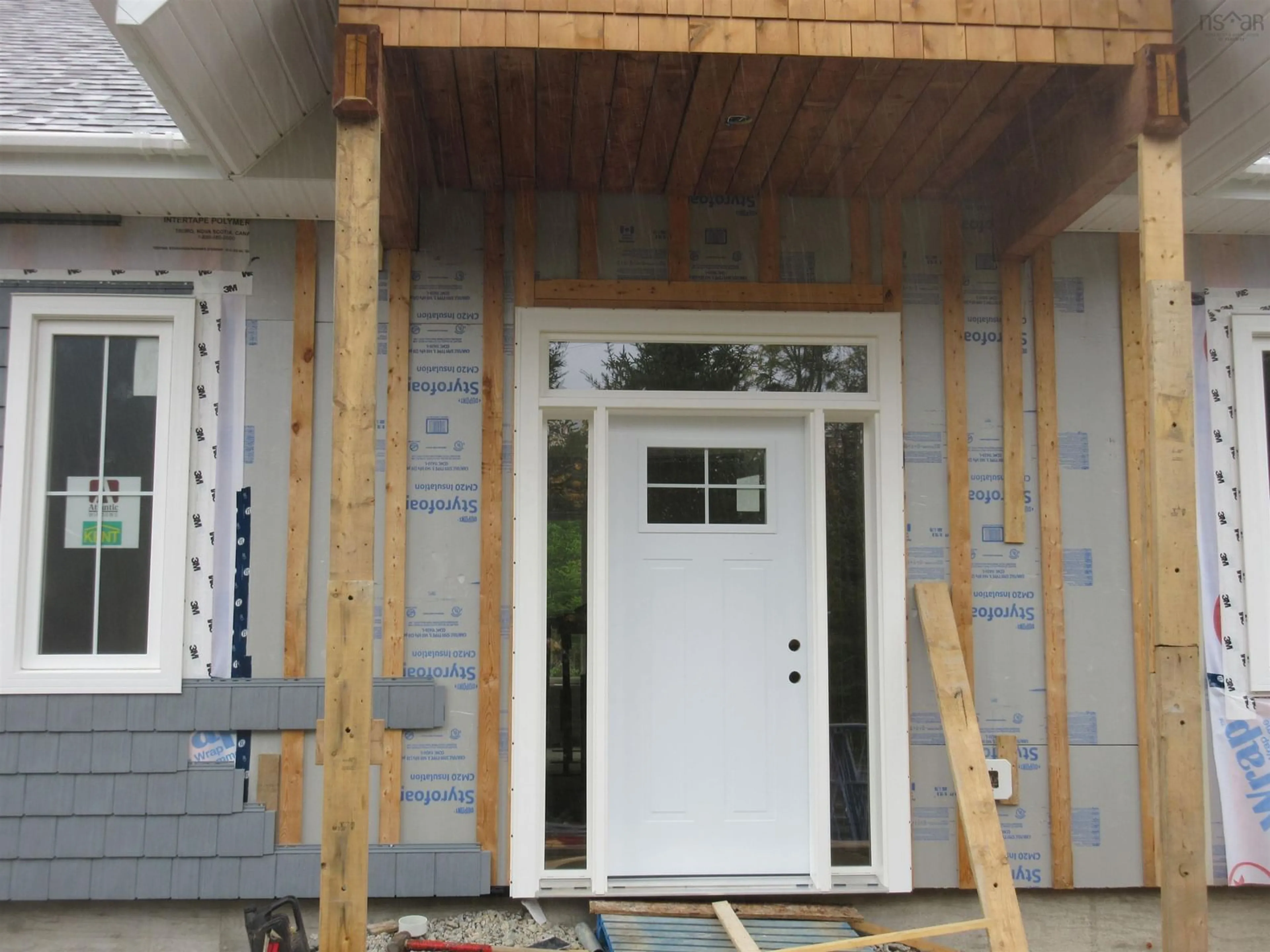 Indoor entryway for 33 Little Deer Lane, Chester Basin Nova Scotia B0J 1K0