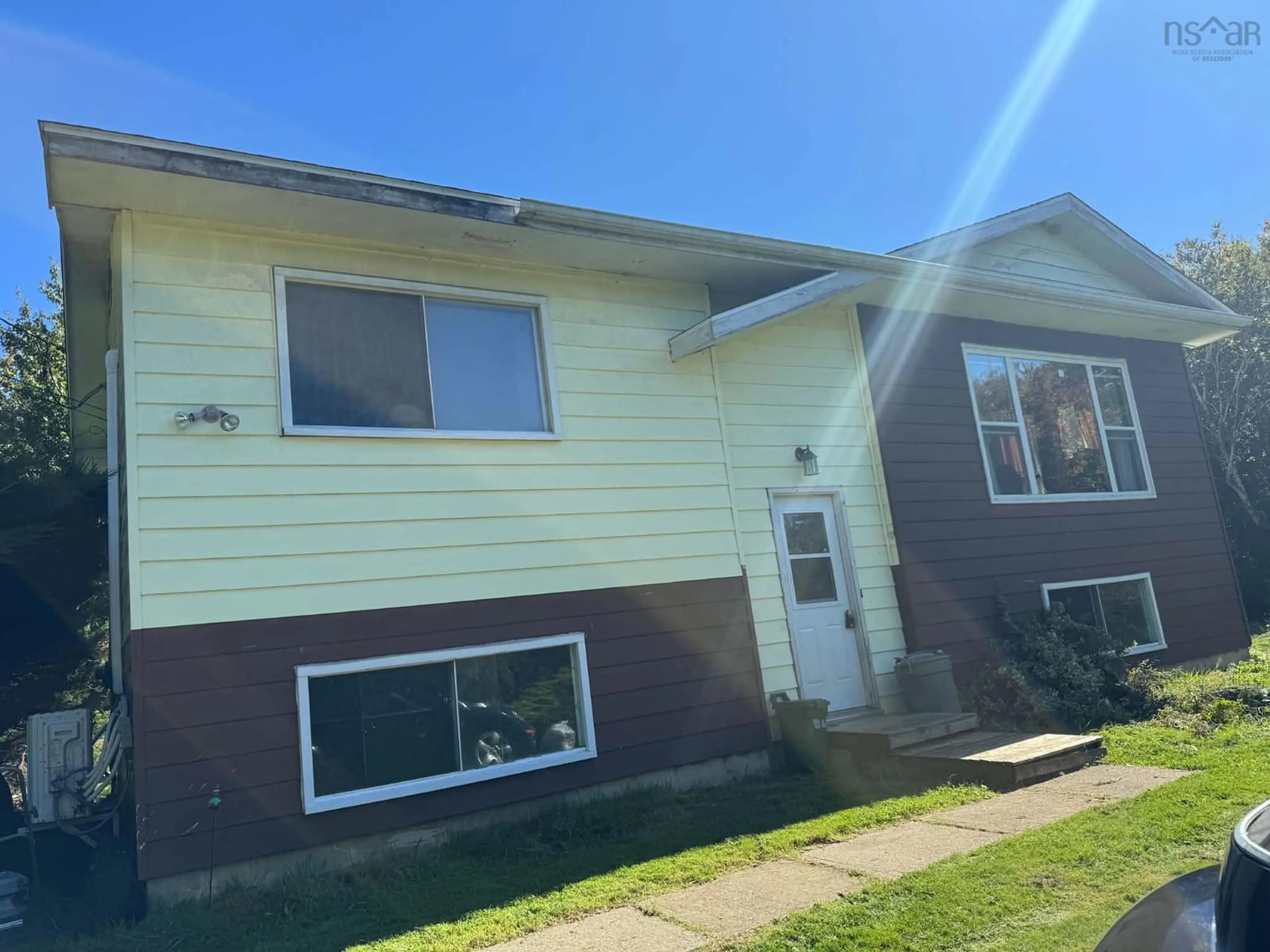 Home with vinyl exterior material, street for 101 Tinkham Rd, Brooklyn Nova Scotia B5A 5J3
