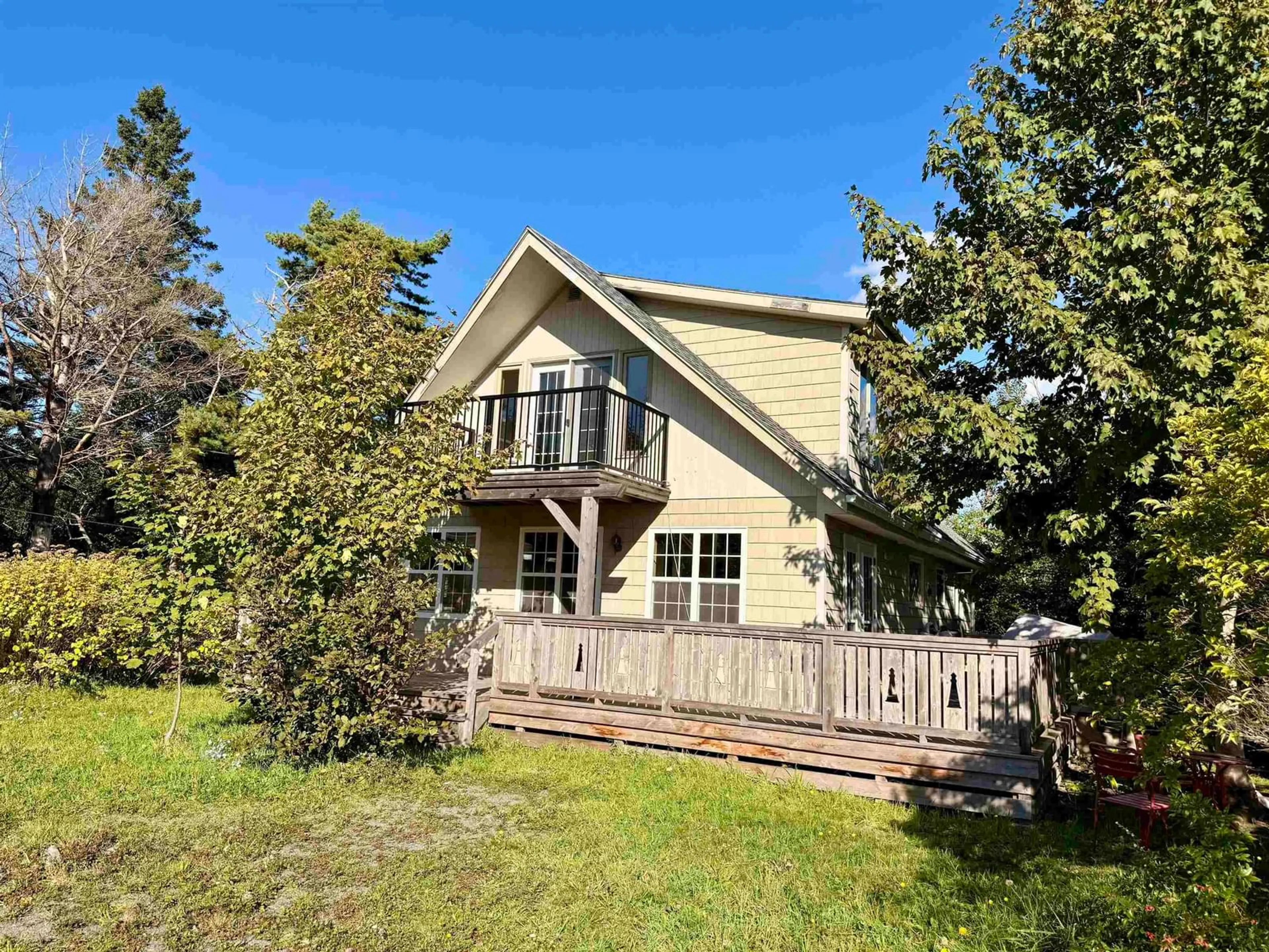 A pic from outside/outdoor area/front of a property/back of a property/a pic from drone, unknown for 167 Osborne Rd, Osborne Harbour Nova Scotia B0T 1L0
