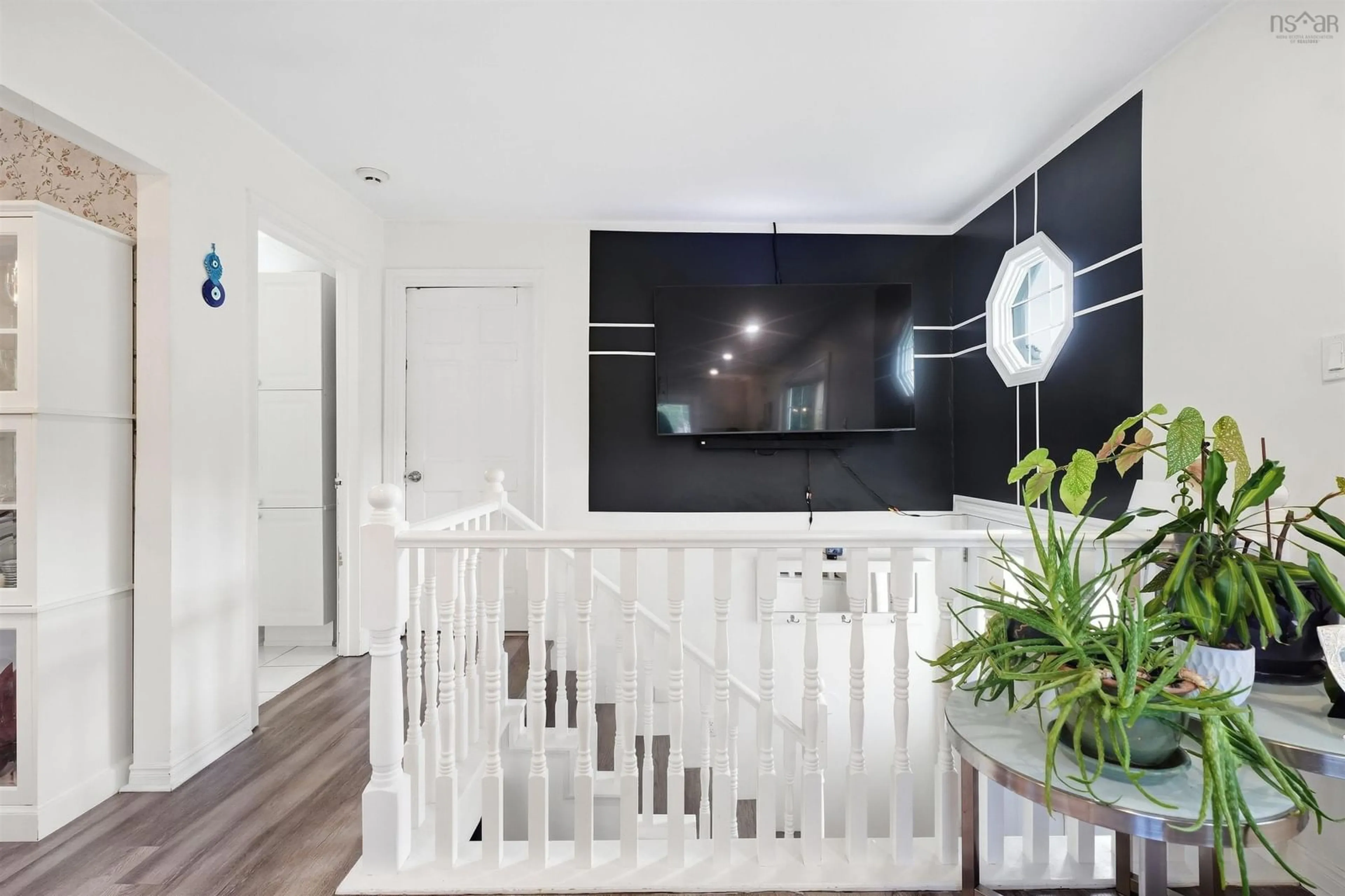 Indoor entryway for 2093 Larry Uteck Blvd, Bedford Nova Scotia B4B 1E3