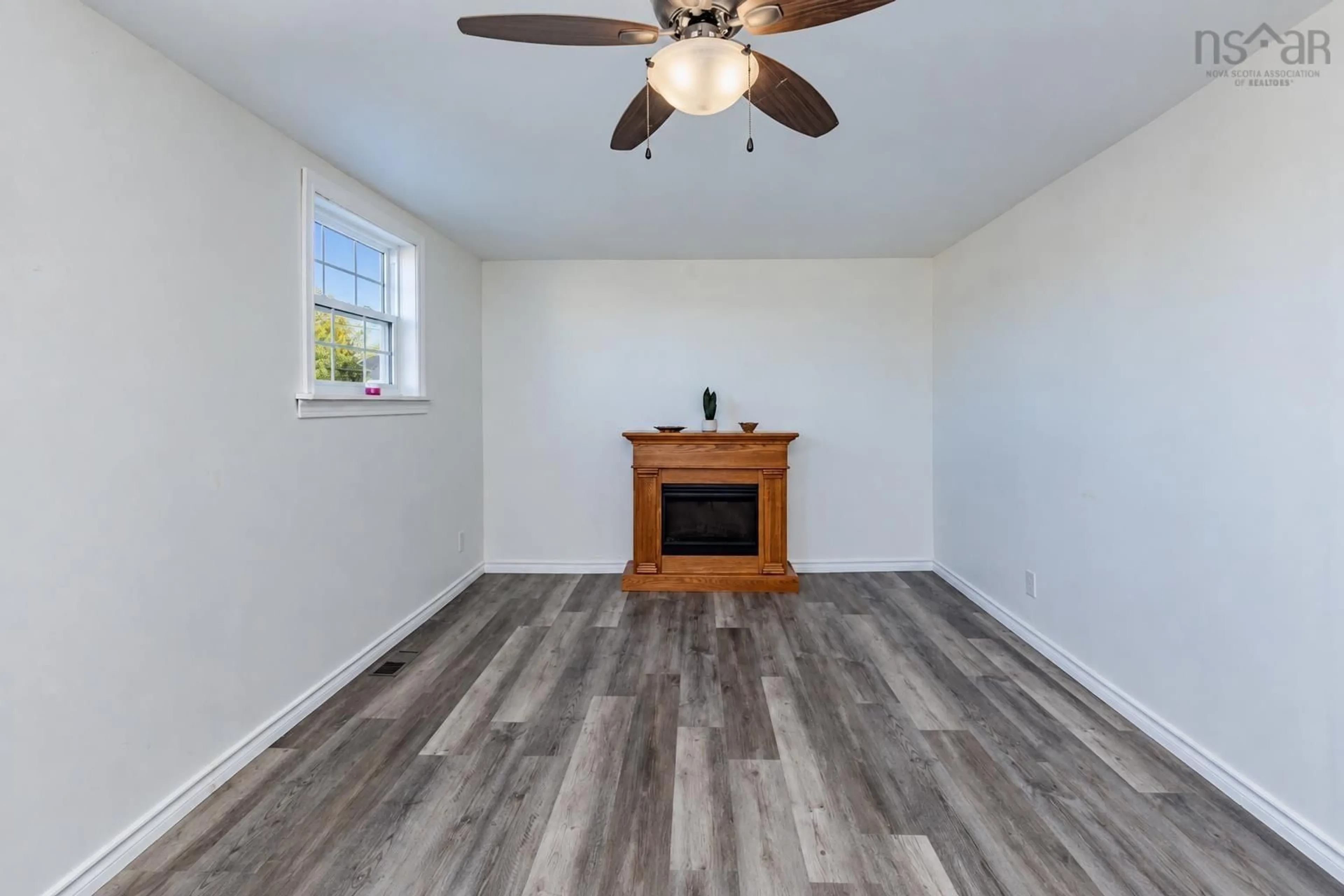 A pic of a room for 142 Maloney St, Sydney Nova Scotia B1N 2C8