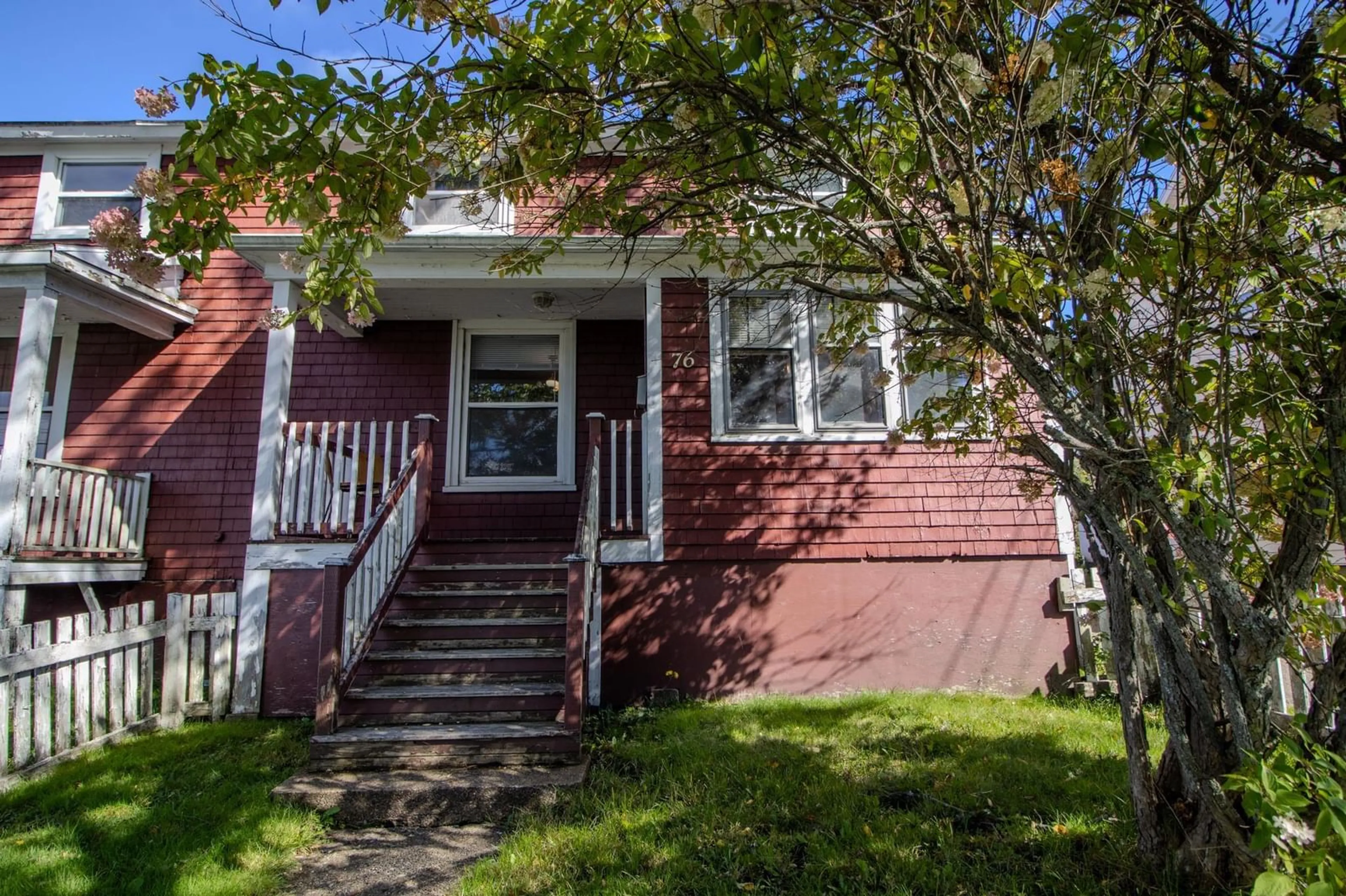 Home with vinyl exterior material, street for 76 Richmond St, Sydney Nova Scotia B1P 2T9