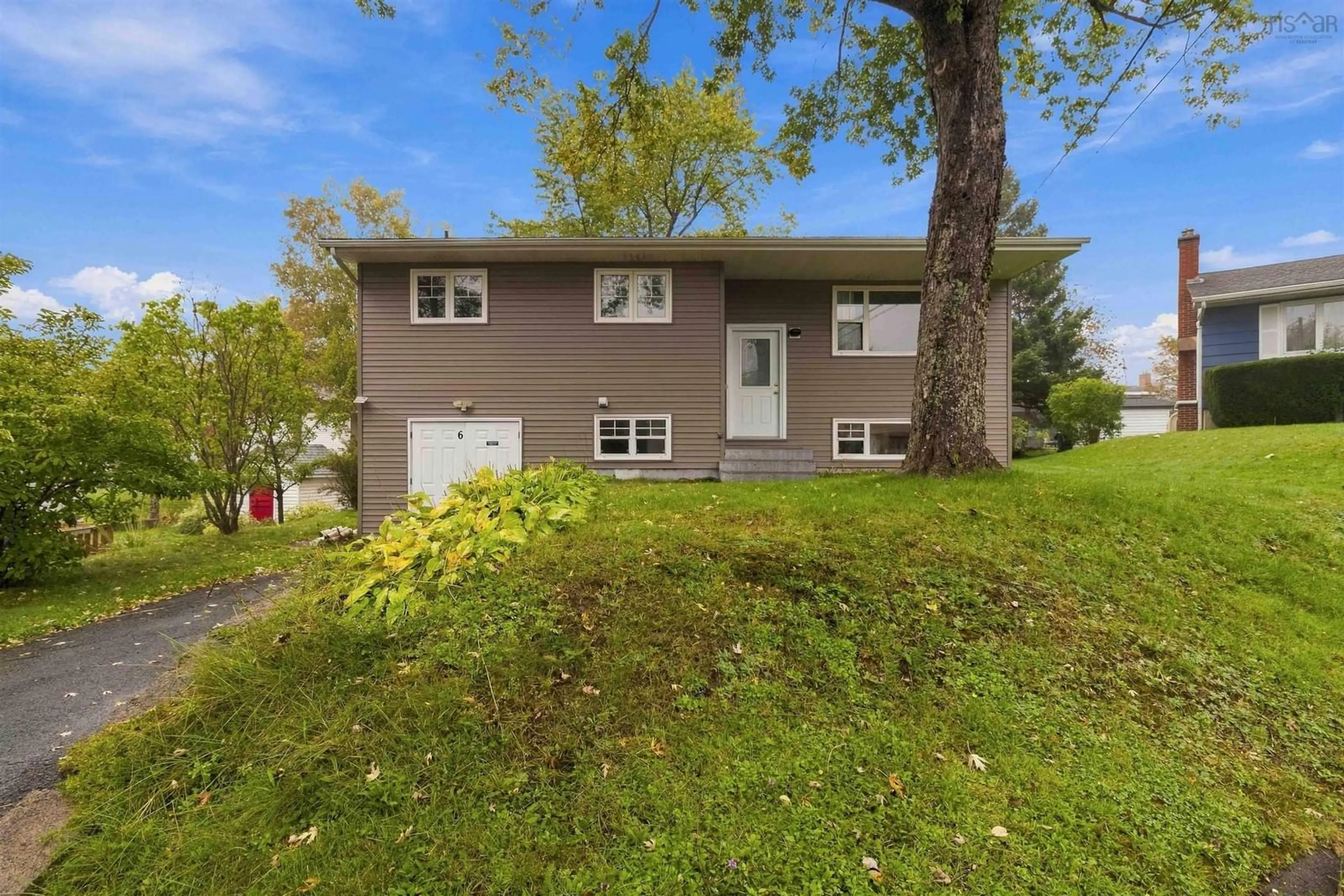 Home with vinyl exterior material, unknown for 6 Sandra Crt, Woodlawn Nova Scotia B2W 3J4