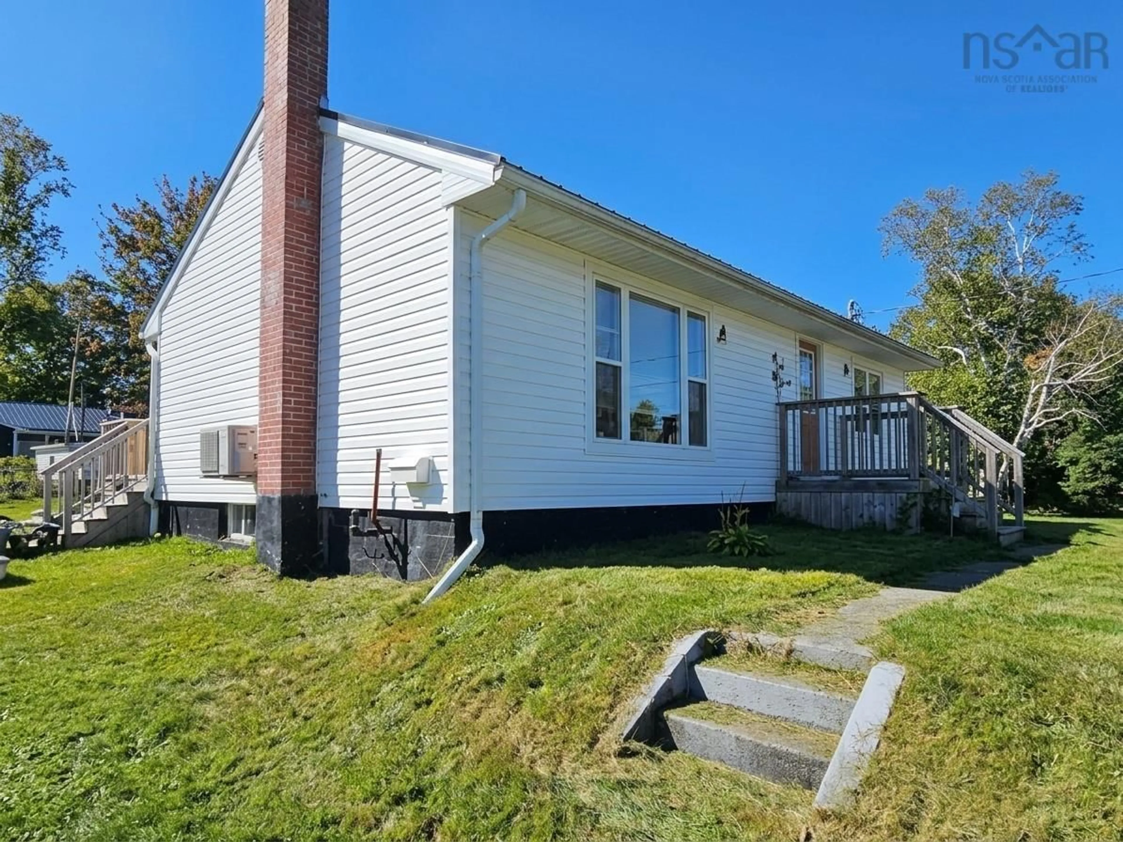 A pic from outside/outdoor area/front of a property/back of a property/a pic from drone, building for 158 Woodlawn Dr, Sydney River Nova Scotia B1S 1H9