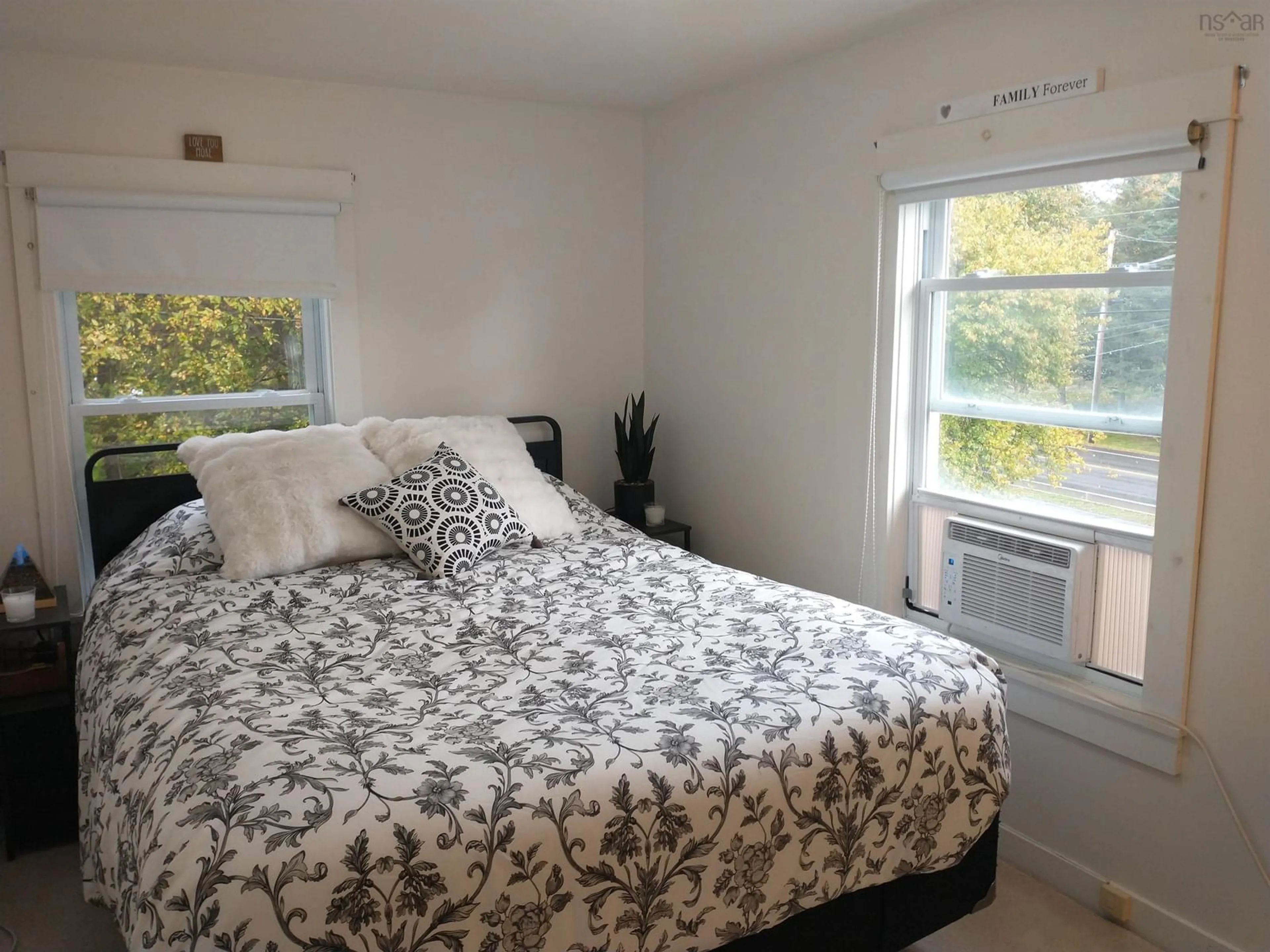 Bedroom with bed, unknown for 2811 Highway 1 Rd, Aylesford Nova Scotia B0P 1C0