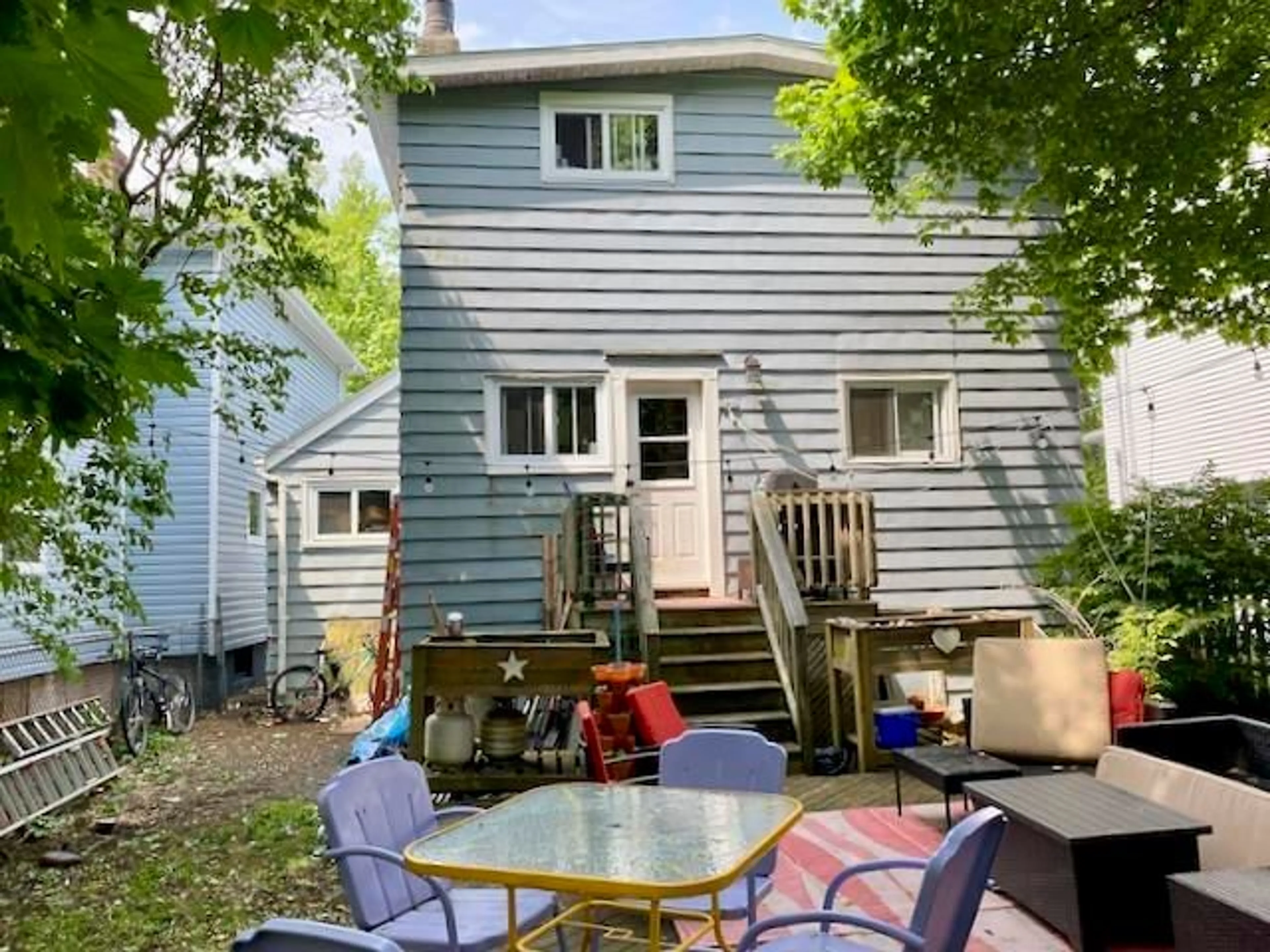 Patio, street for 2031 Kline St, Halifax Nova Scotia B3L 2X4