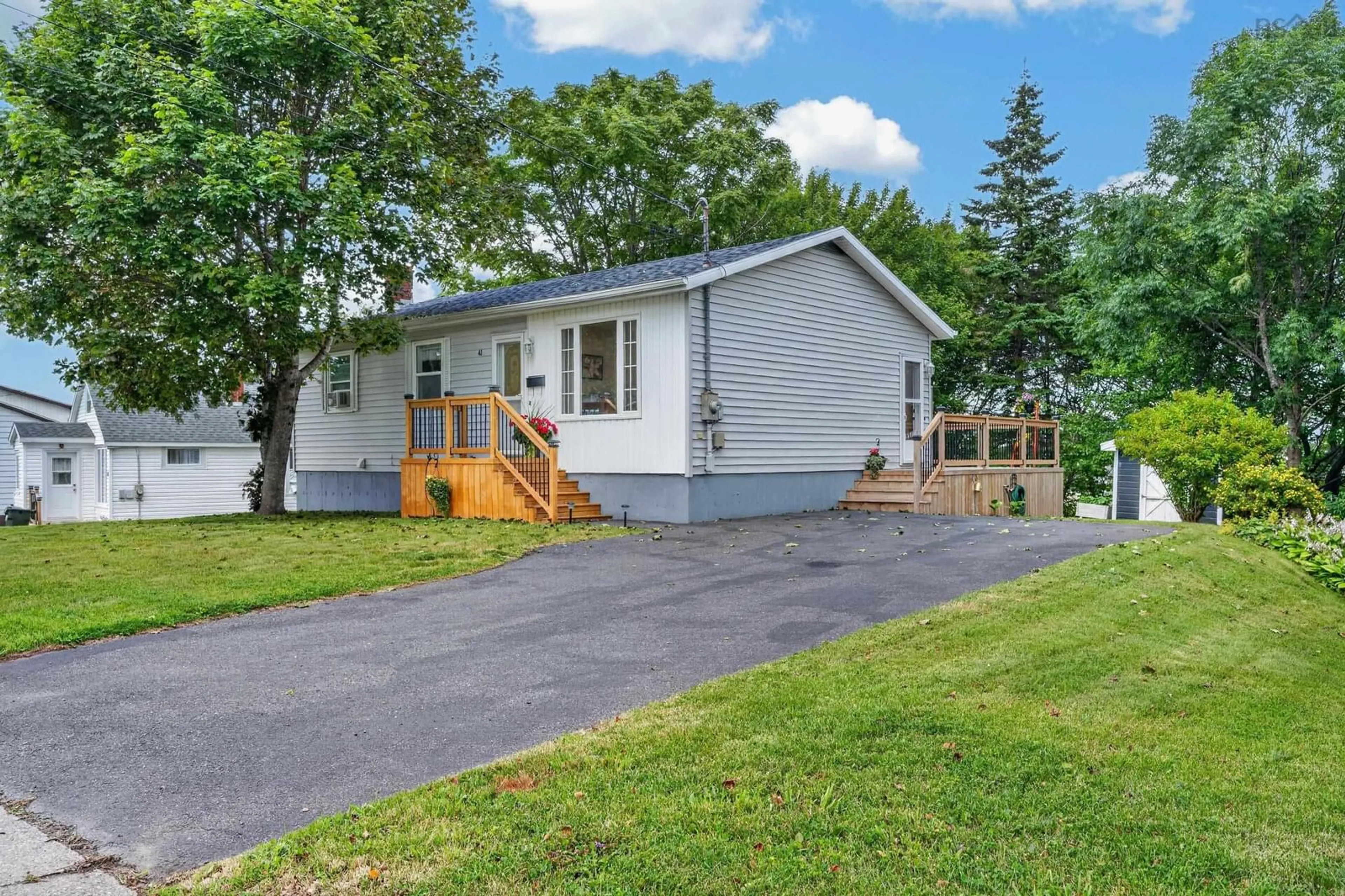Unknown for 41 Windsor Street St, Sydney Nova Scotia B1S 2K4