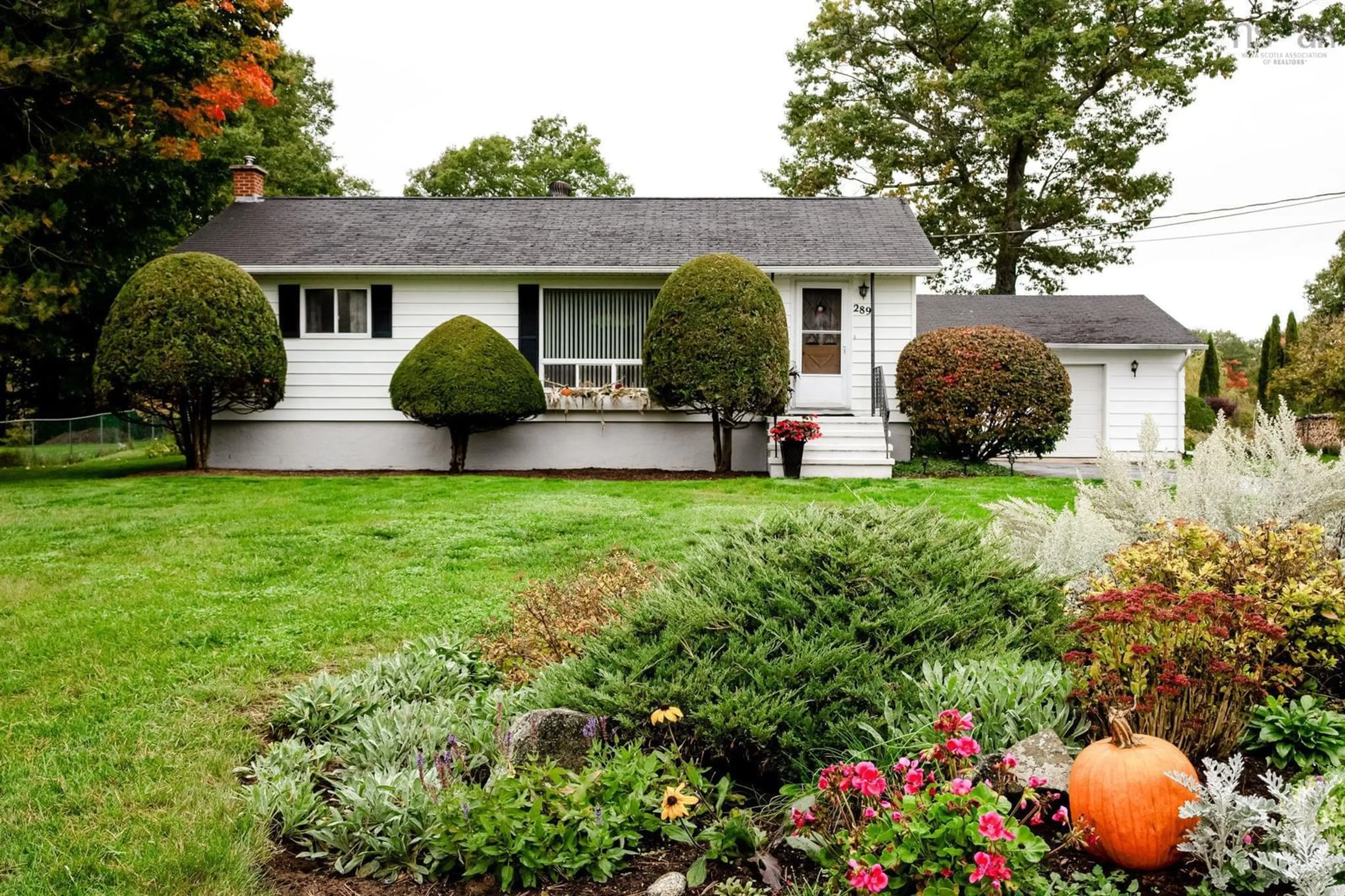 Home with vinyl exterior material, street for 289 Brookside Dr, Wilmot Nova Scotia B0P 1R0