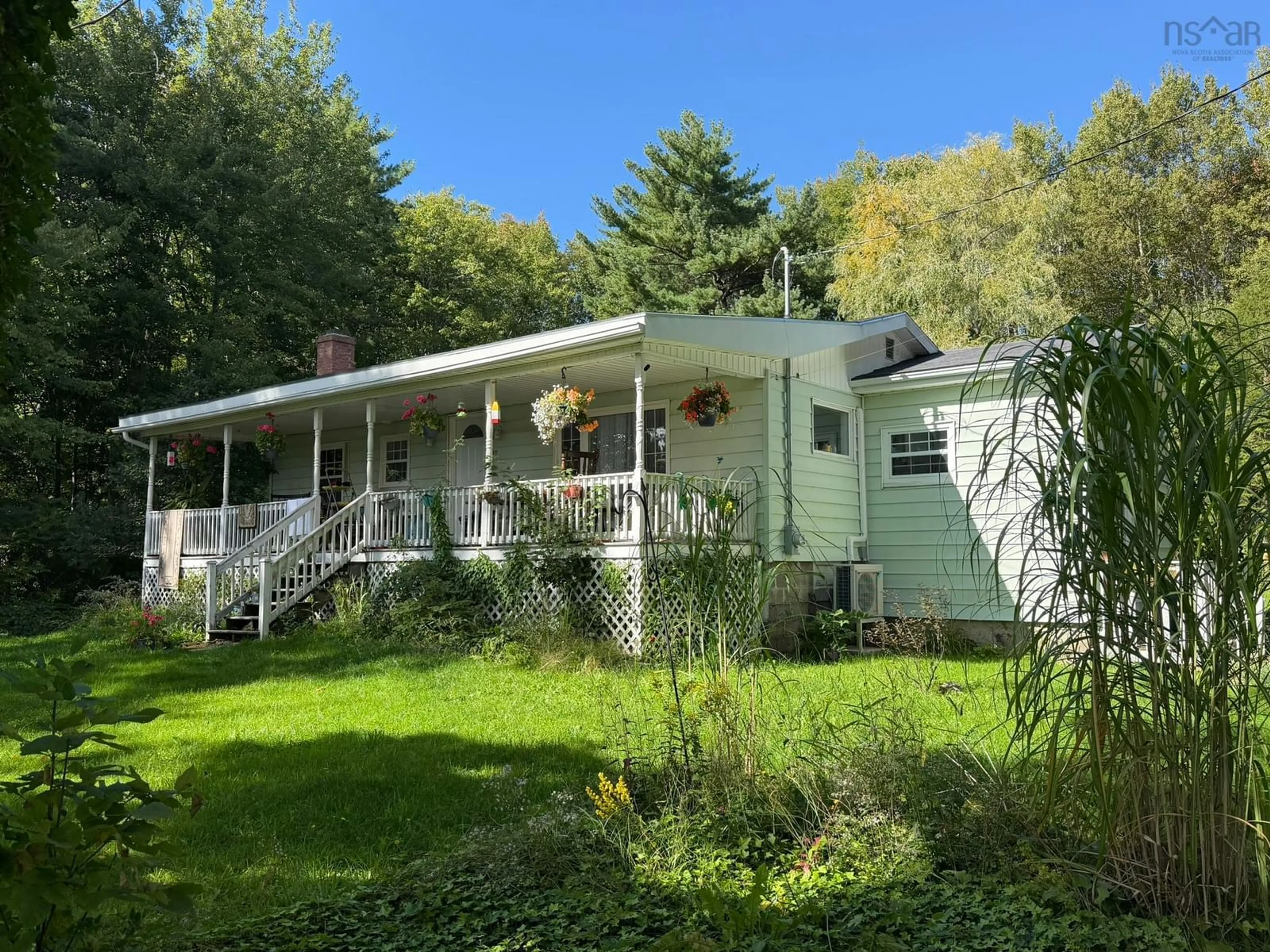 Home with vinyl exterior material, unknown for 19 River Rd, Milton Nova Scotia B0T 1P0