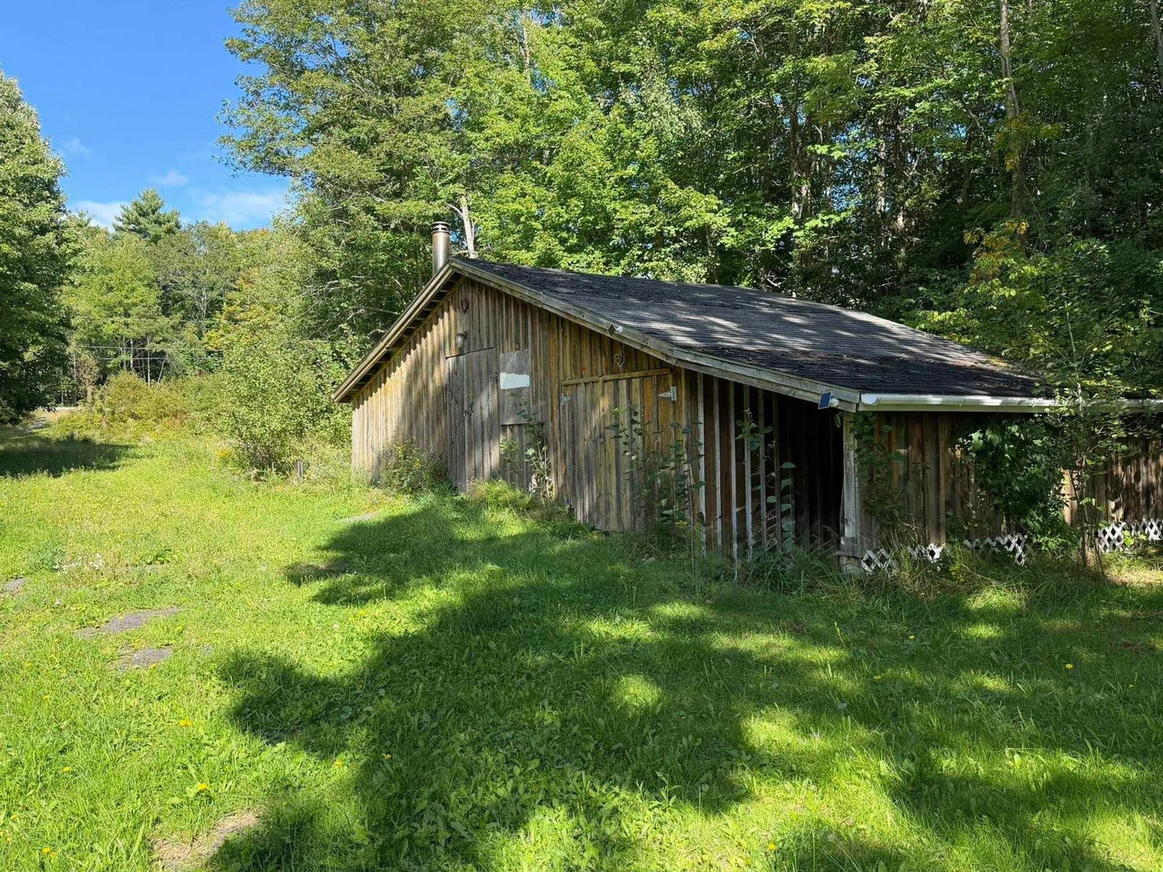 Shed for 19 River Rd, Milton Nova Scotia B0T 1P0