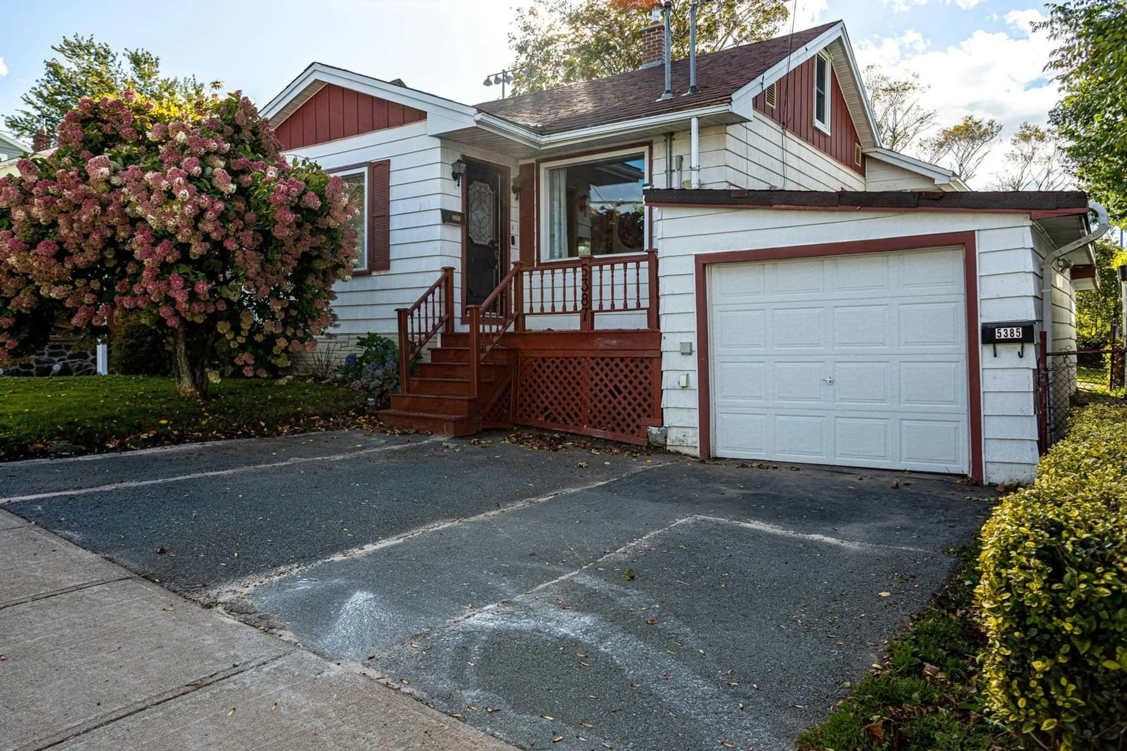Unknown for 5385/87 Glebe St, Halifax Nova Scotia B3K 2R2