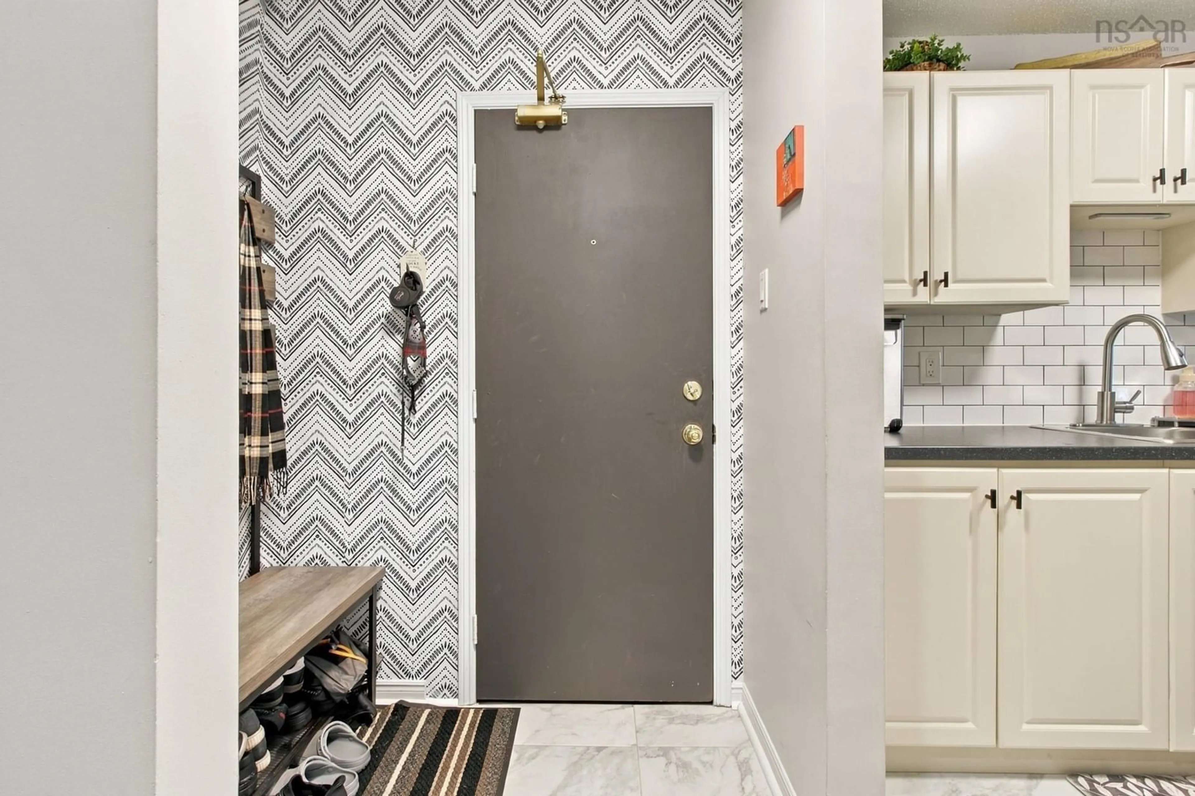 Indoor entryway for 9 Forest Hills Pky #137, Cole Harbour Nova Scotia B2W 0M5
