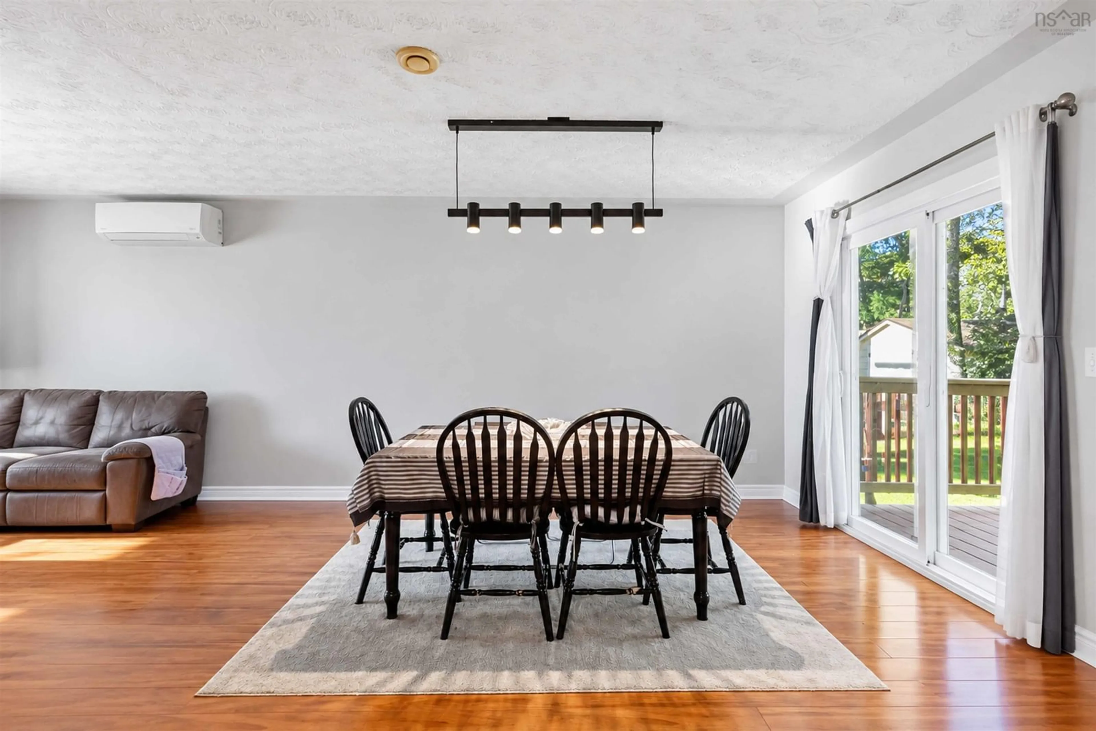 Dining room, unknown for 11 Riverview Cres, Bedford Nova Scotia B4A 2X5