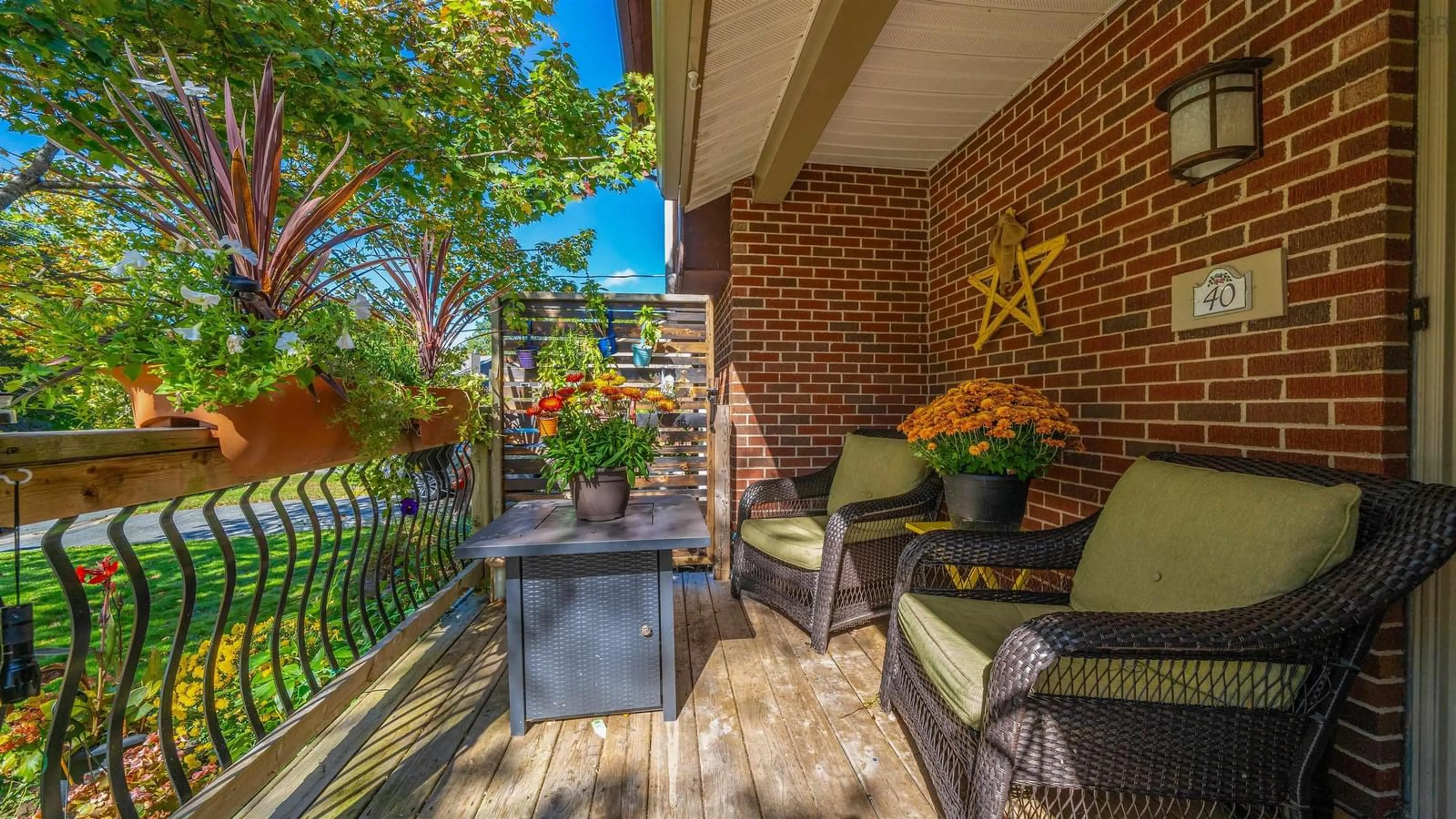 Patio, street for 40 Walden Pl, Bedford Nova Scotia B4A 1H6