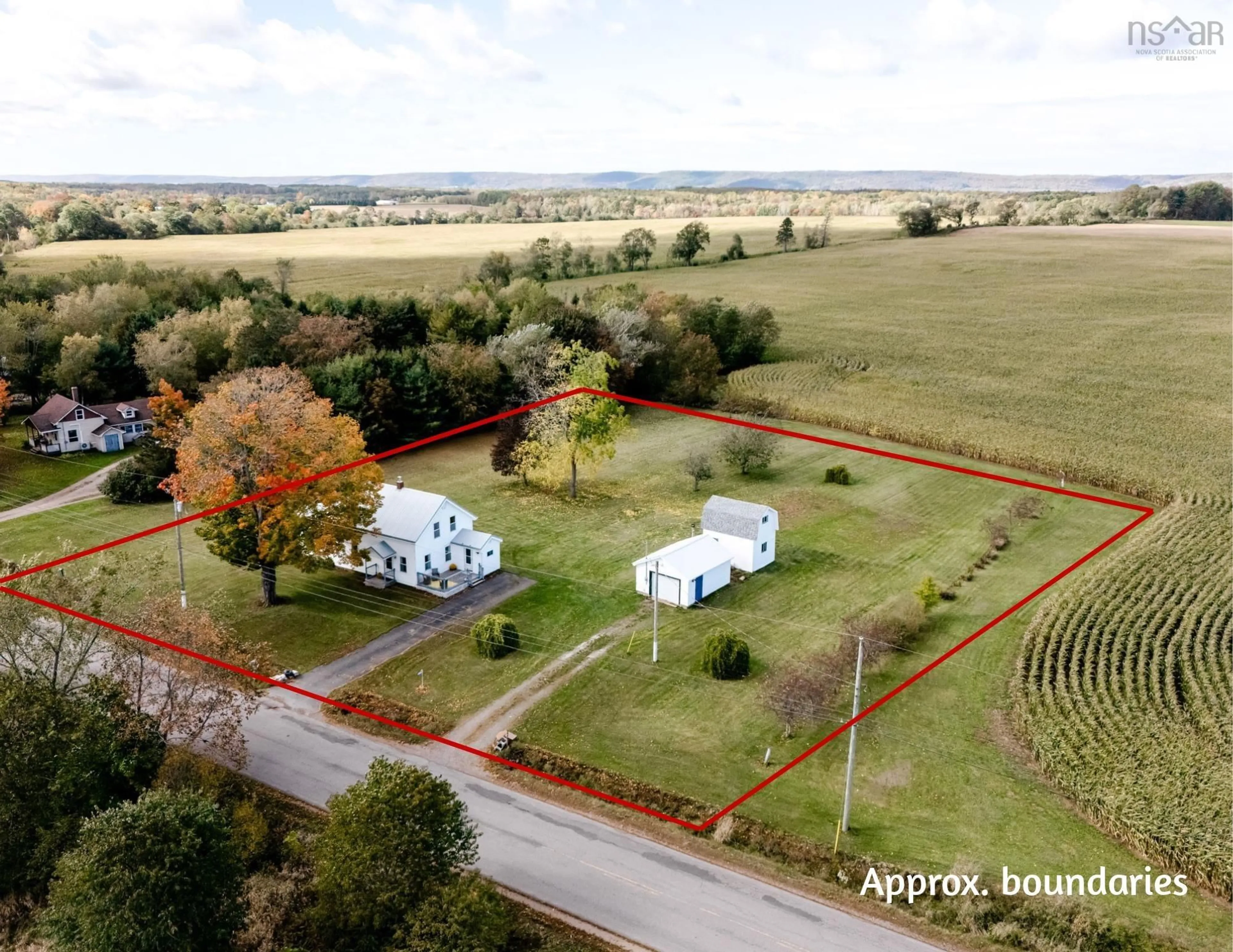 A pic from outside/outdoor area/front of a property/back of a property/a pic from drone, building for 1815 Lakewood Rd, Steam Mill Nova Scotia B4N 3V7
