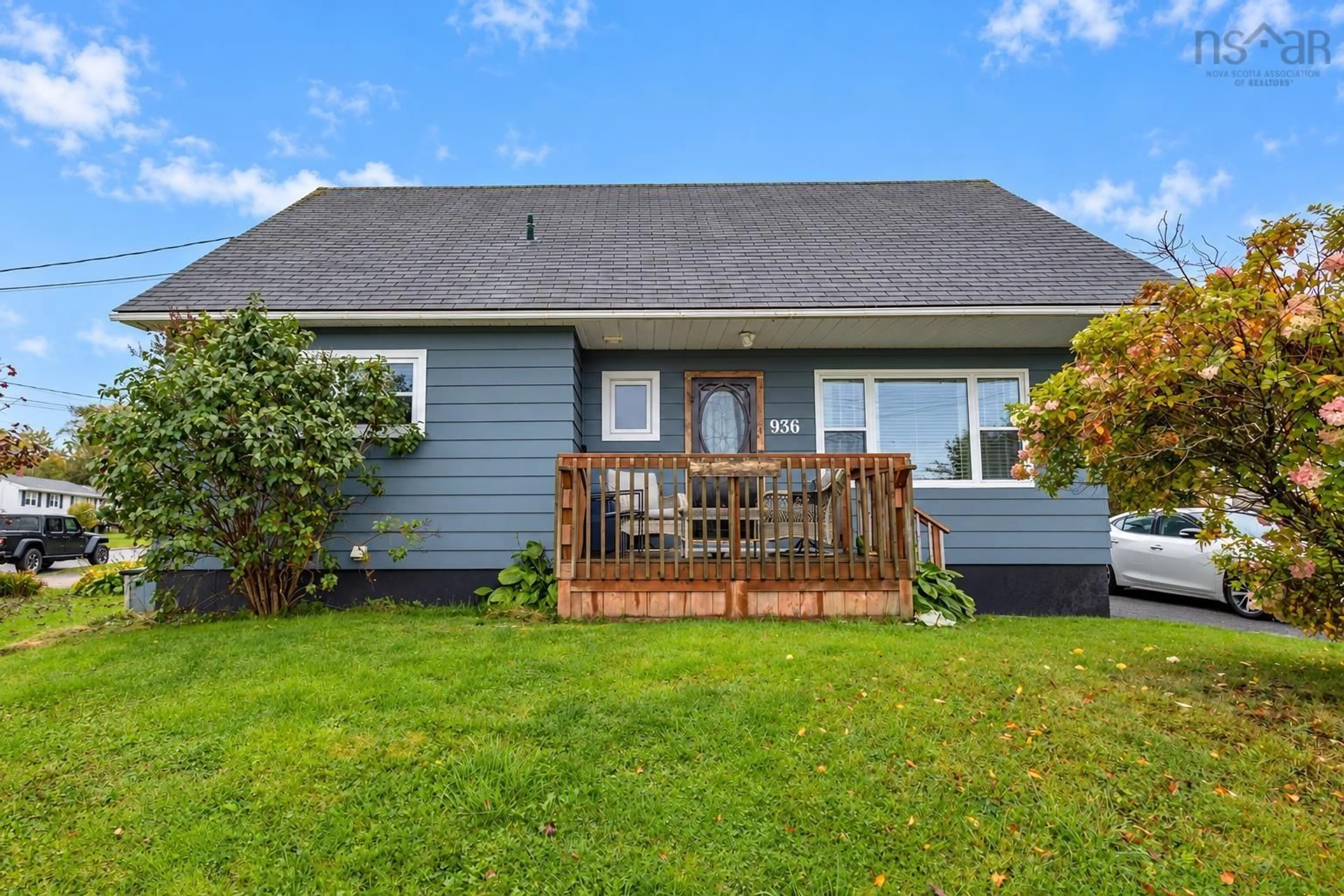 Patio, street for 936 Upper Prince St, Sydney Nova Scotia B1P 5P2