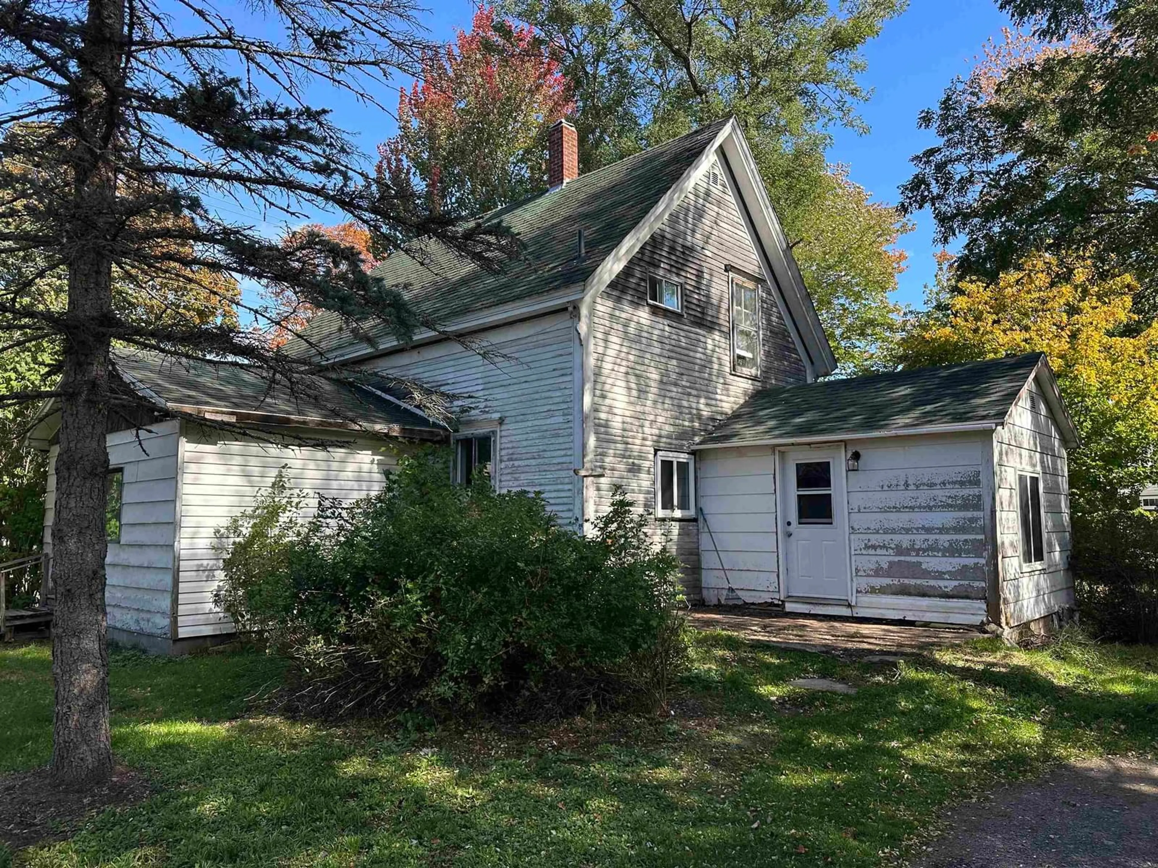 Shed for 2090 Highway 1, Auburn Nova Scotia B0P 1A0