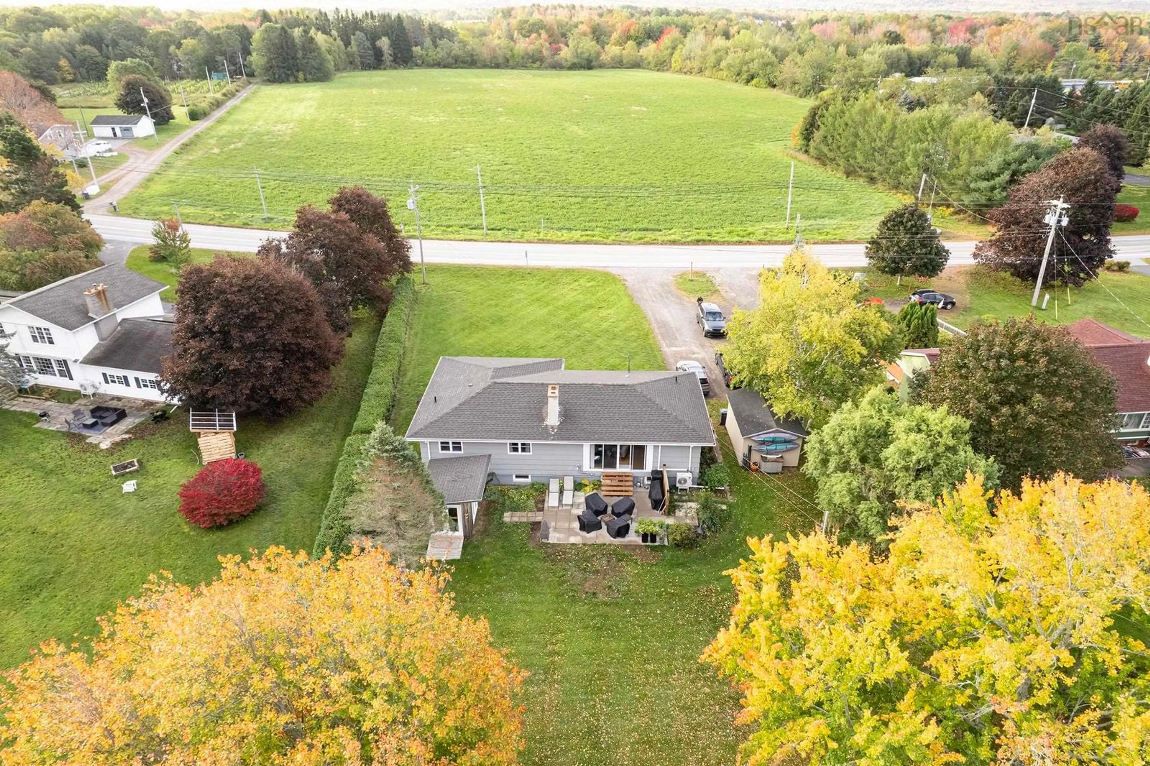 A pic from outside/outdoor area/front of a property/back of a property/a pic from drone, unknown for 9658 Highway 10, Nictaux Nova Scotia B0S 1P0