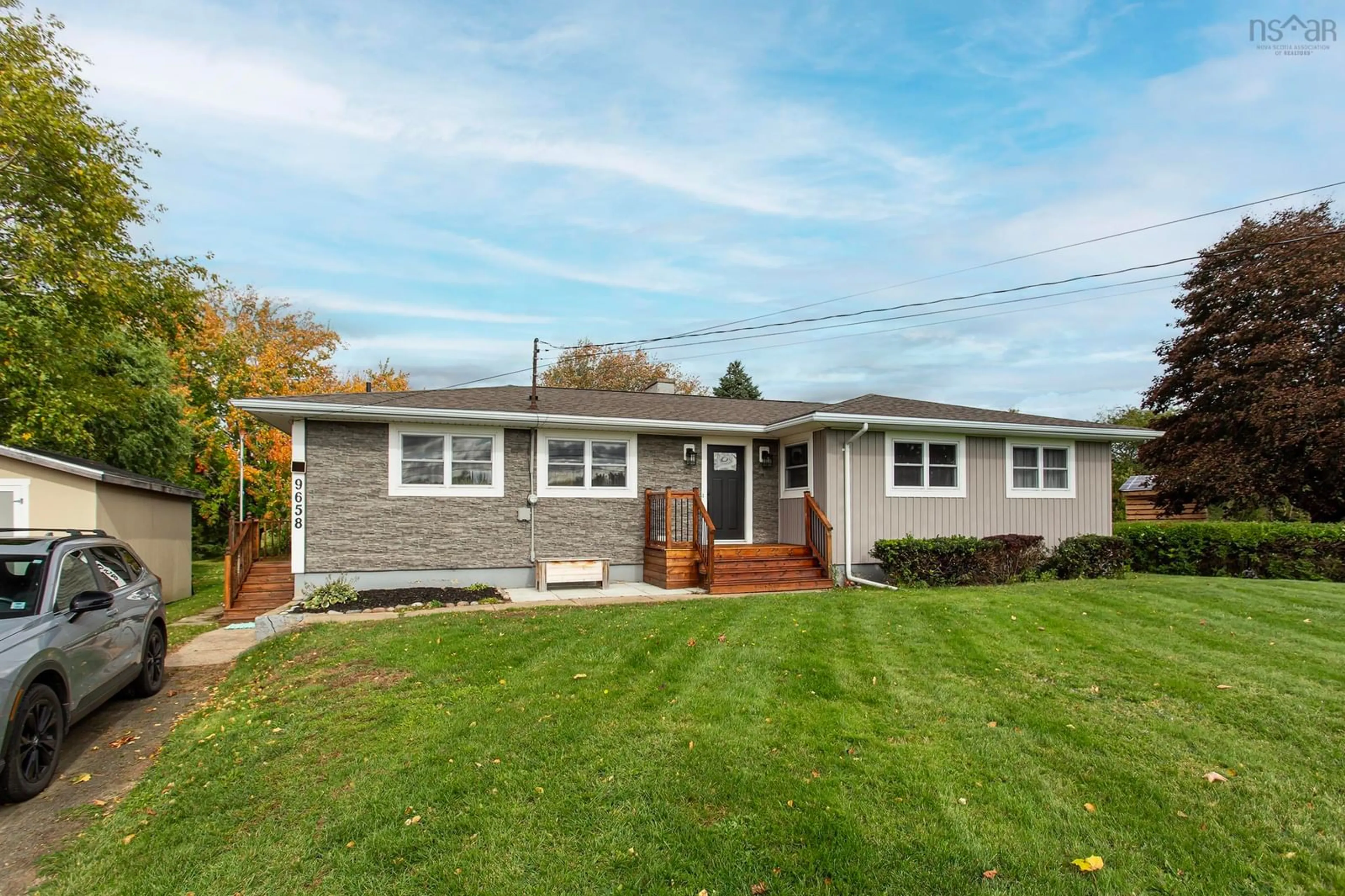 Home with vinyl exterior material, street for 9658 Highway 10, Nictaux Nova Scotia B0S 1P0