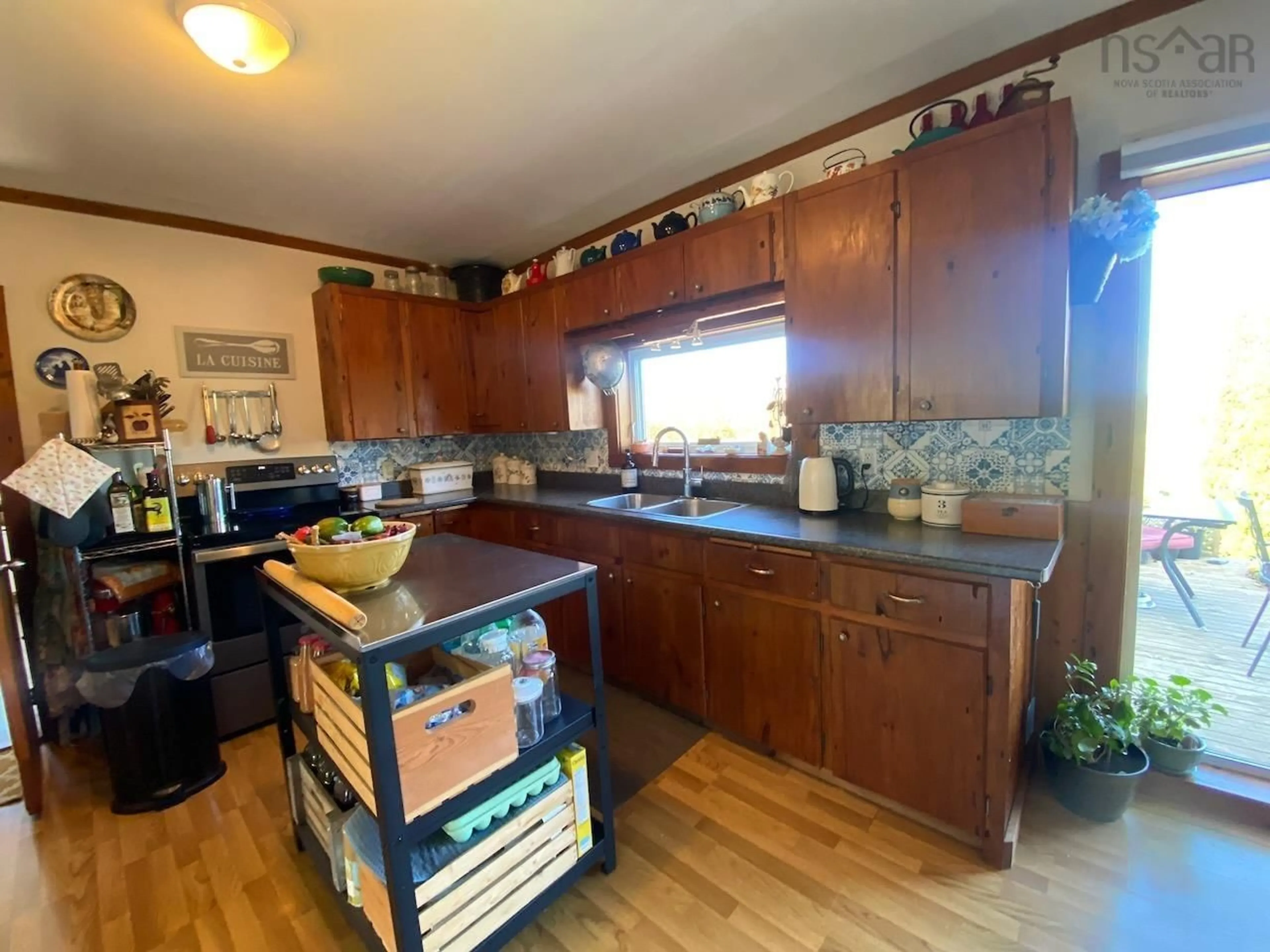 Standard kitchen, wood/laminate floor for 697 Lansdowne Rd, Lansdowne Nova Scotia B0S 1S0