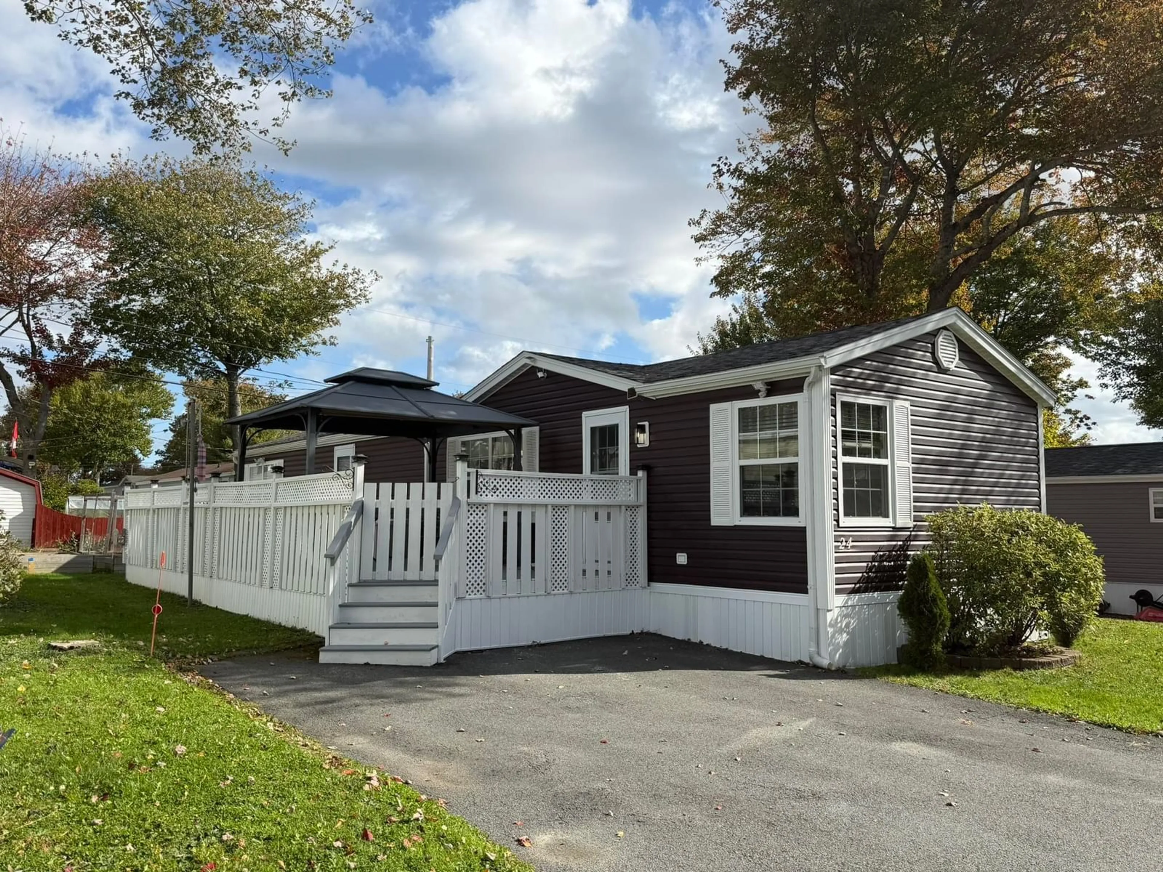 Home with vinyl exterior material, street for 24 Seventh St, Lucasville Nova Scotia B4B 1R4