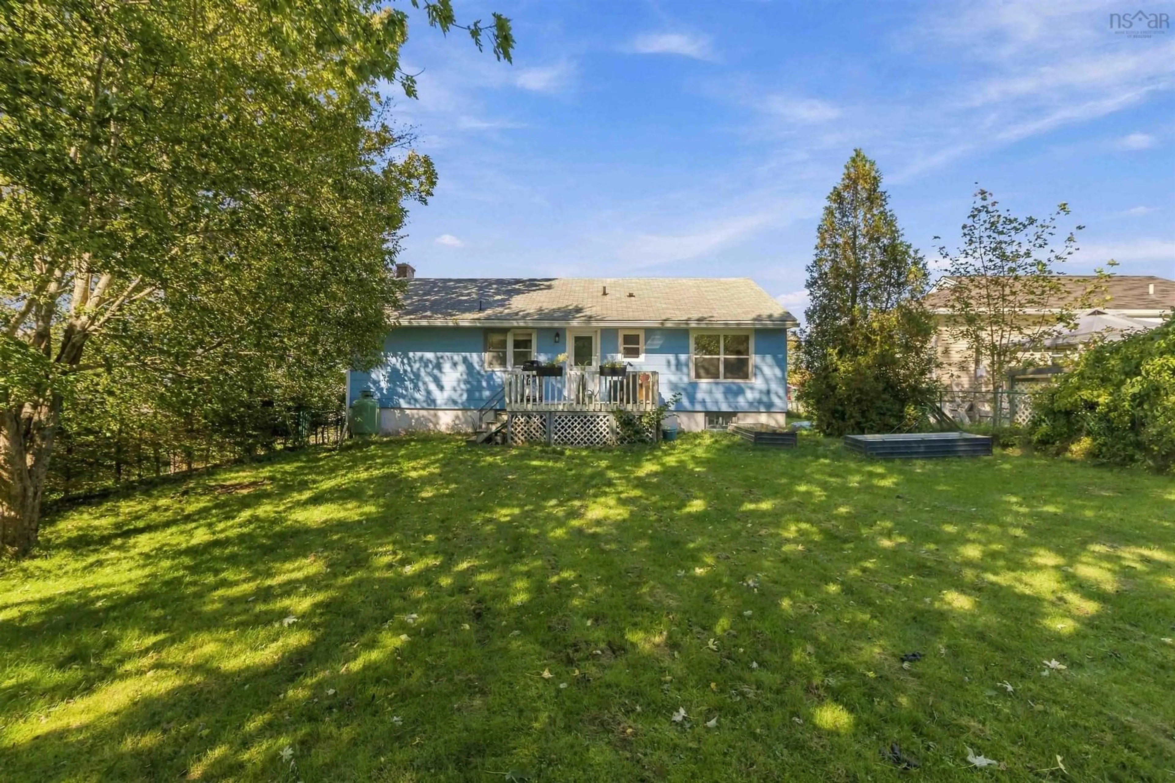 A pic from outside/outdoor area/front of a property/back of a property/a pic from drone, unknown for 85 Mount Edward Rd, Dartmouth Nova Scotia B2W 3K7