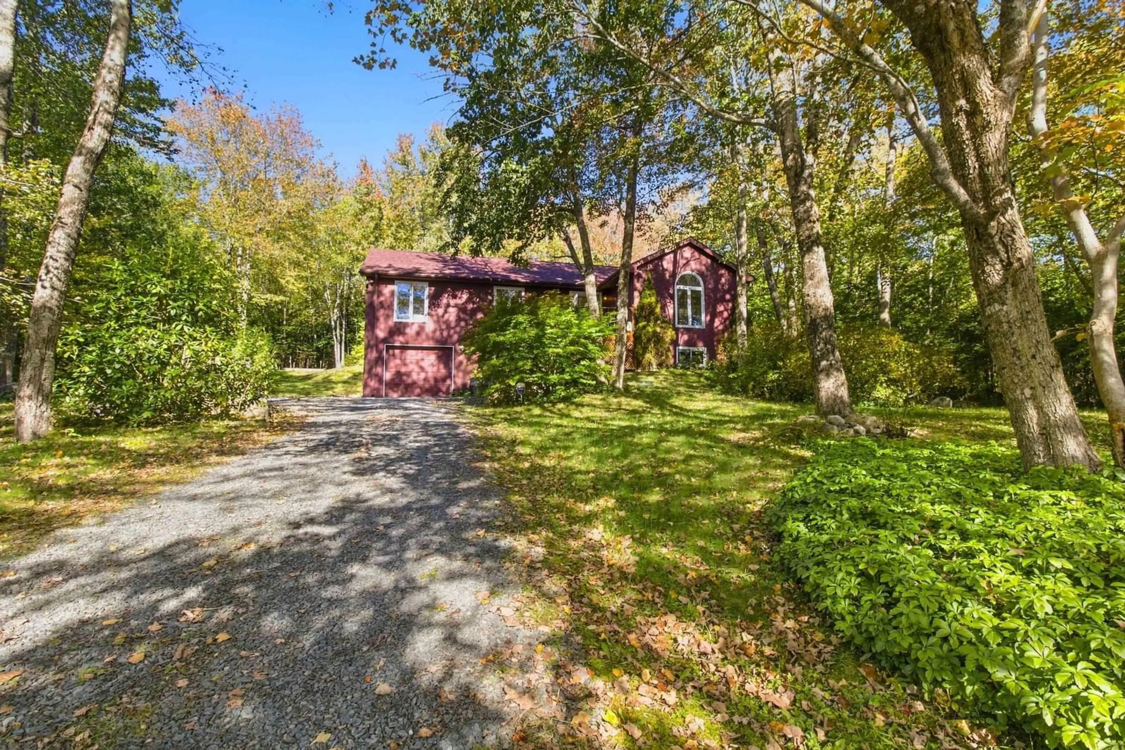 A pic from outside/outdoor area/front of a property/back of a property/a pic from drone, street for 226 Windsor Dr, Stillwater Lake Nova Scotia B3Z 1H1