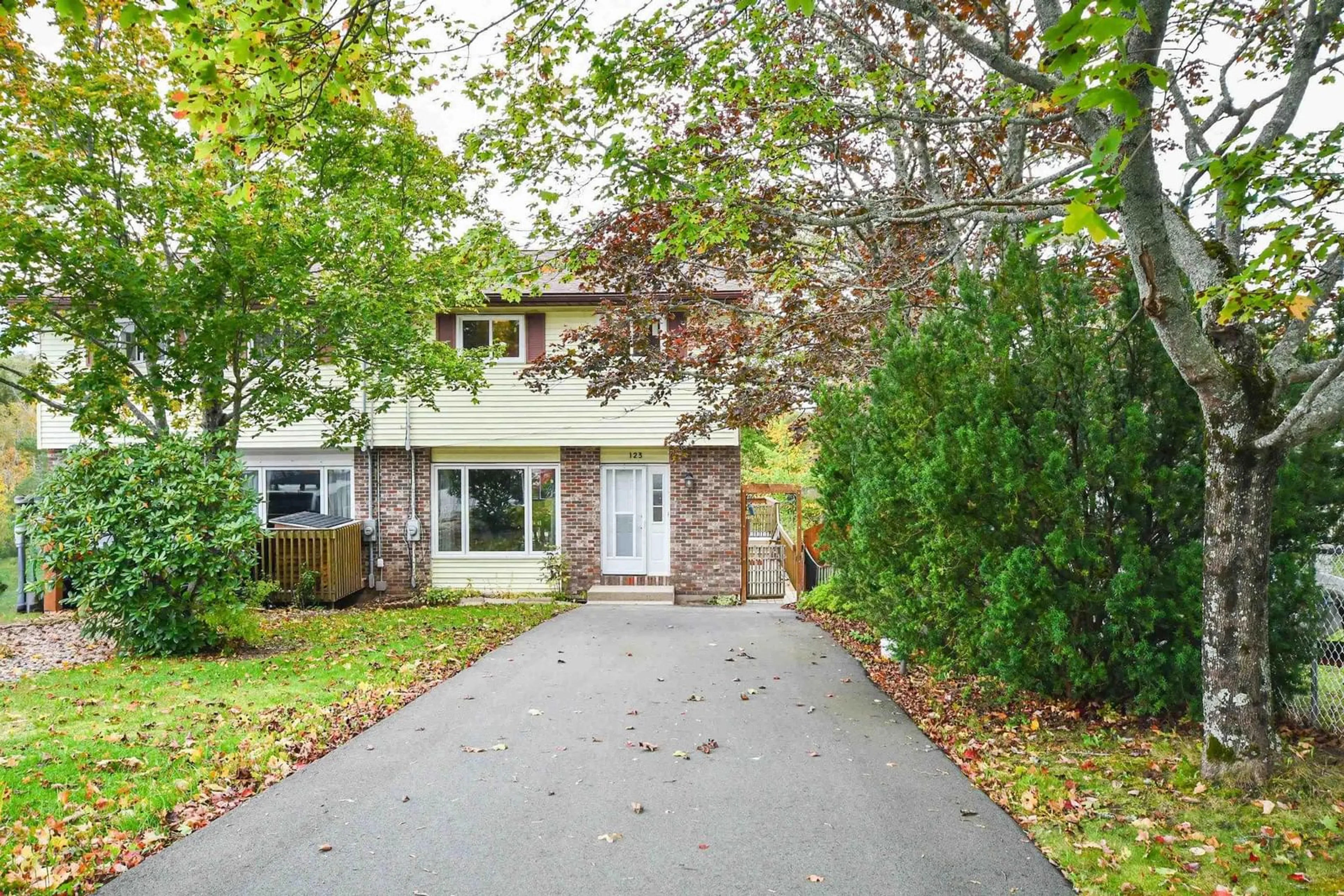 Unknown for 123 Gloria Crt, Lower Sackville Nova Scotia B4E 1Y1