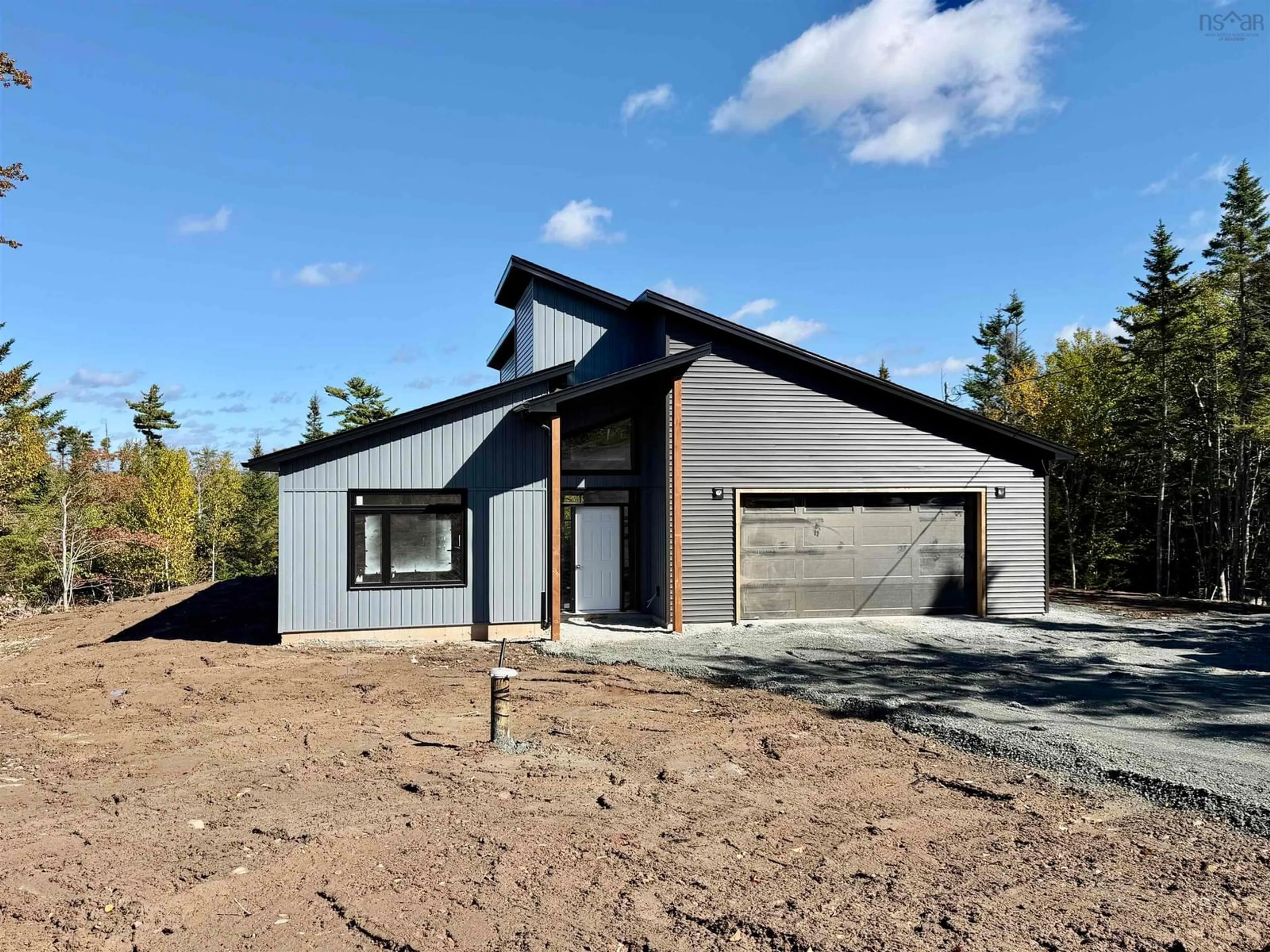 Home with vinyl exterior material, building for 466 Bissett Rd, Cole Harbour Nova Scotia B2V 2T5