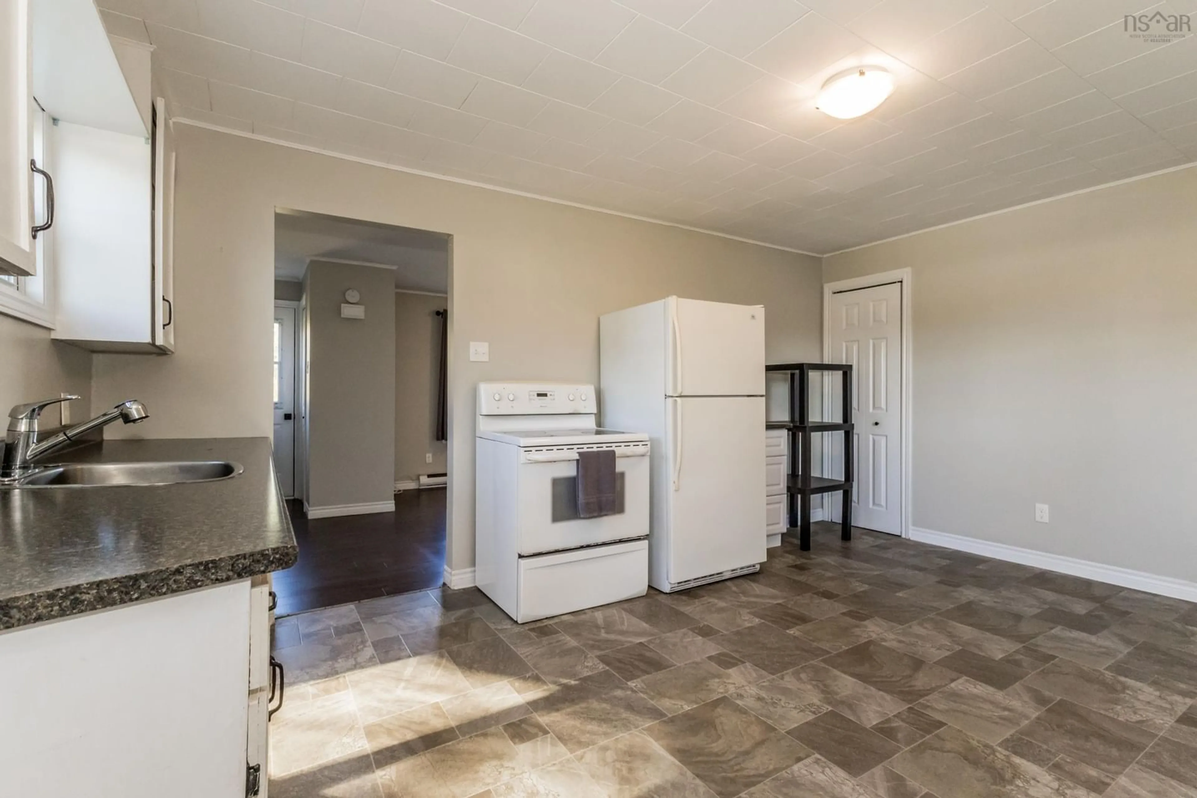 Standard kitchen, unknown for 1063/1065 Camhill Crt, North Kentville Nova Scotia B4N 2X5