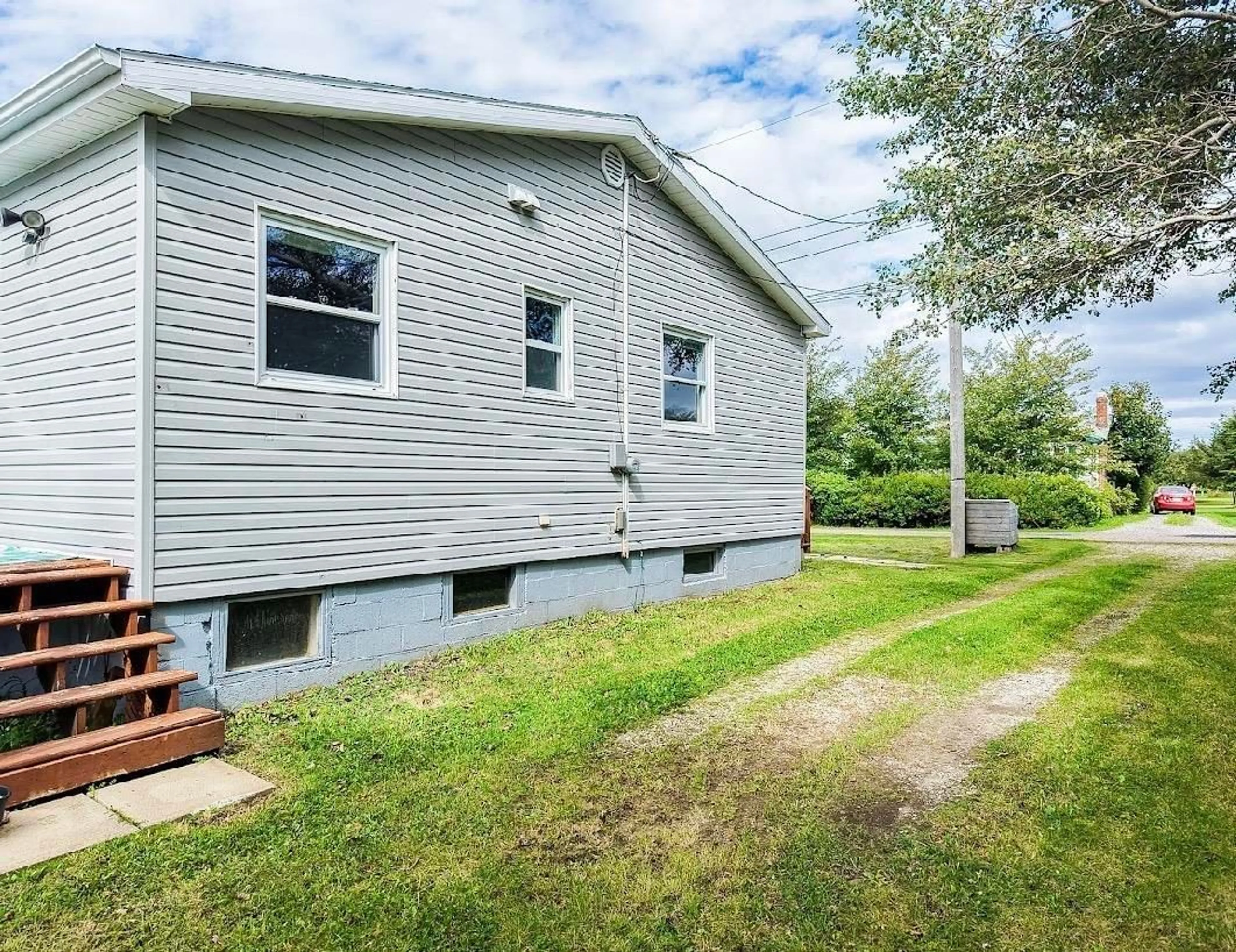 Unknown for 17 George St, Scotchtown Nova Scotia B1H 1C2