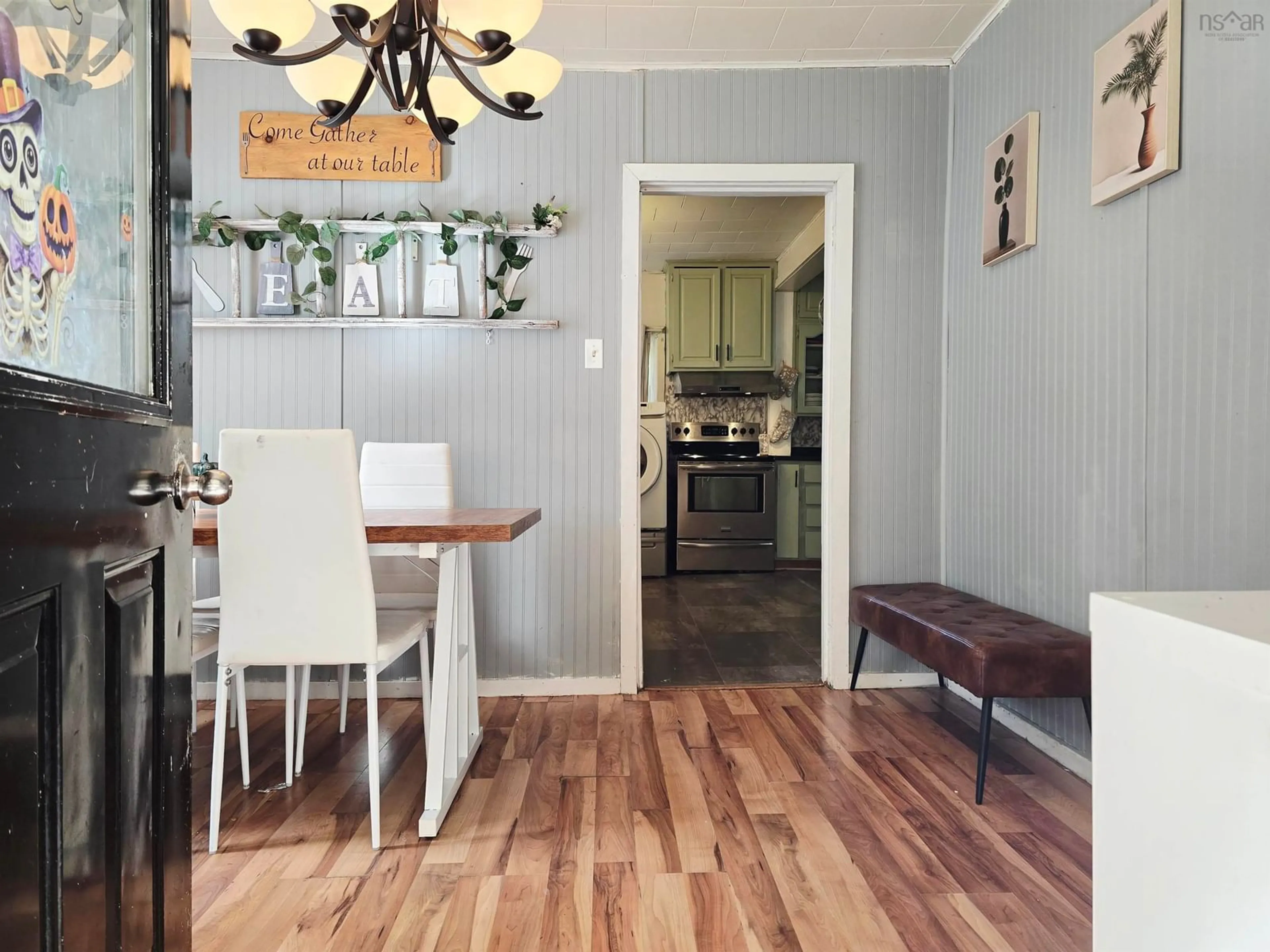 Dining room, wood/laminate floor for 32 Maple Dr, Scotsburn Nova Scotia B0K 1R0