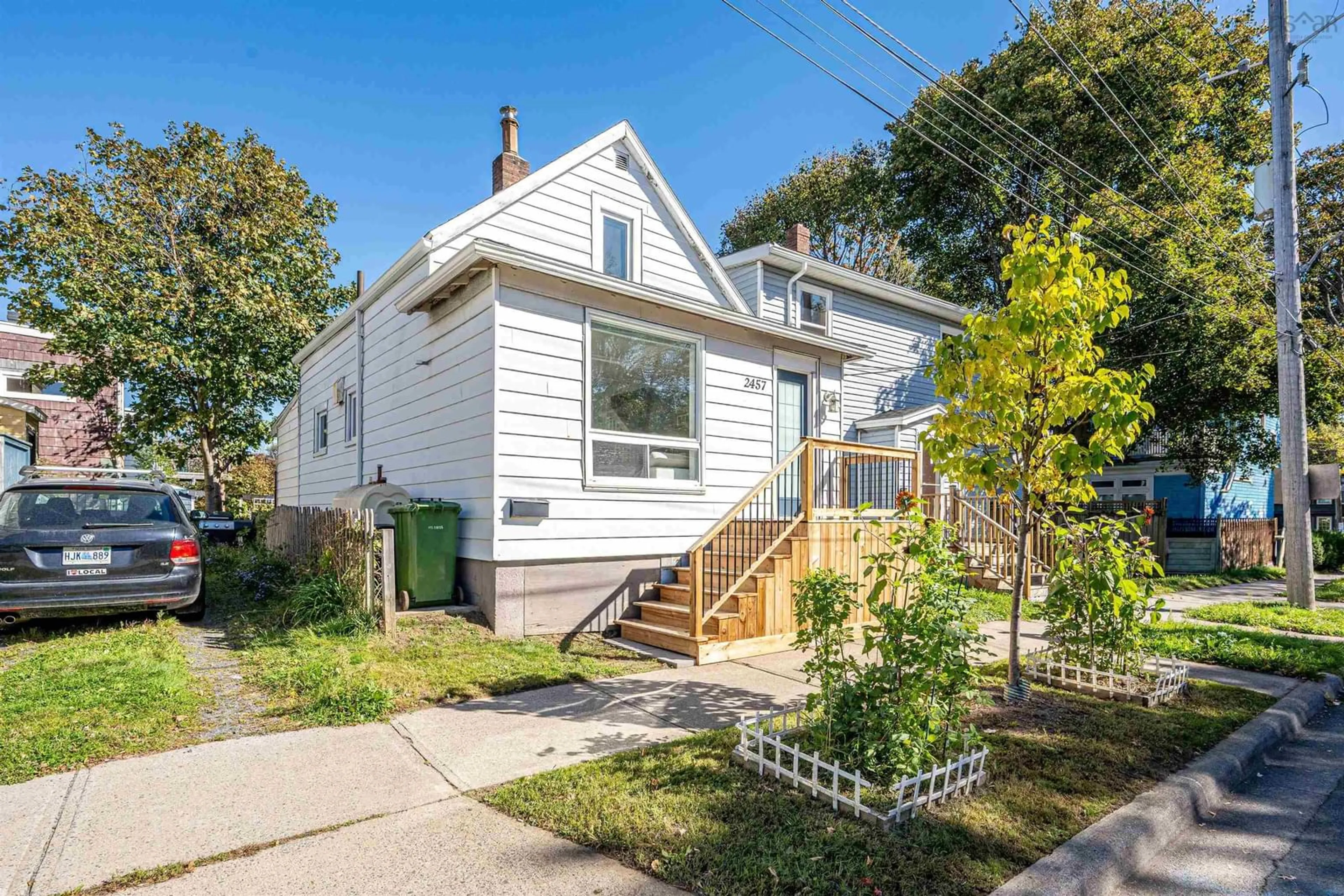 Home with vinyl exterior material, street for 2457 Gladstone St, Halifax Nova Scotia B3K 4W2
