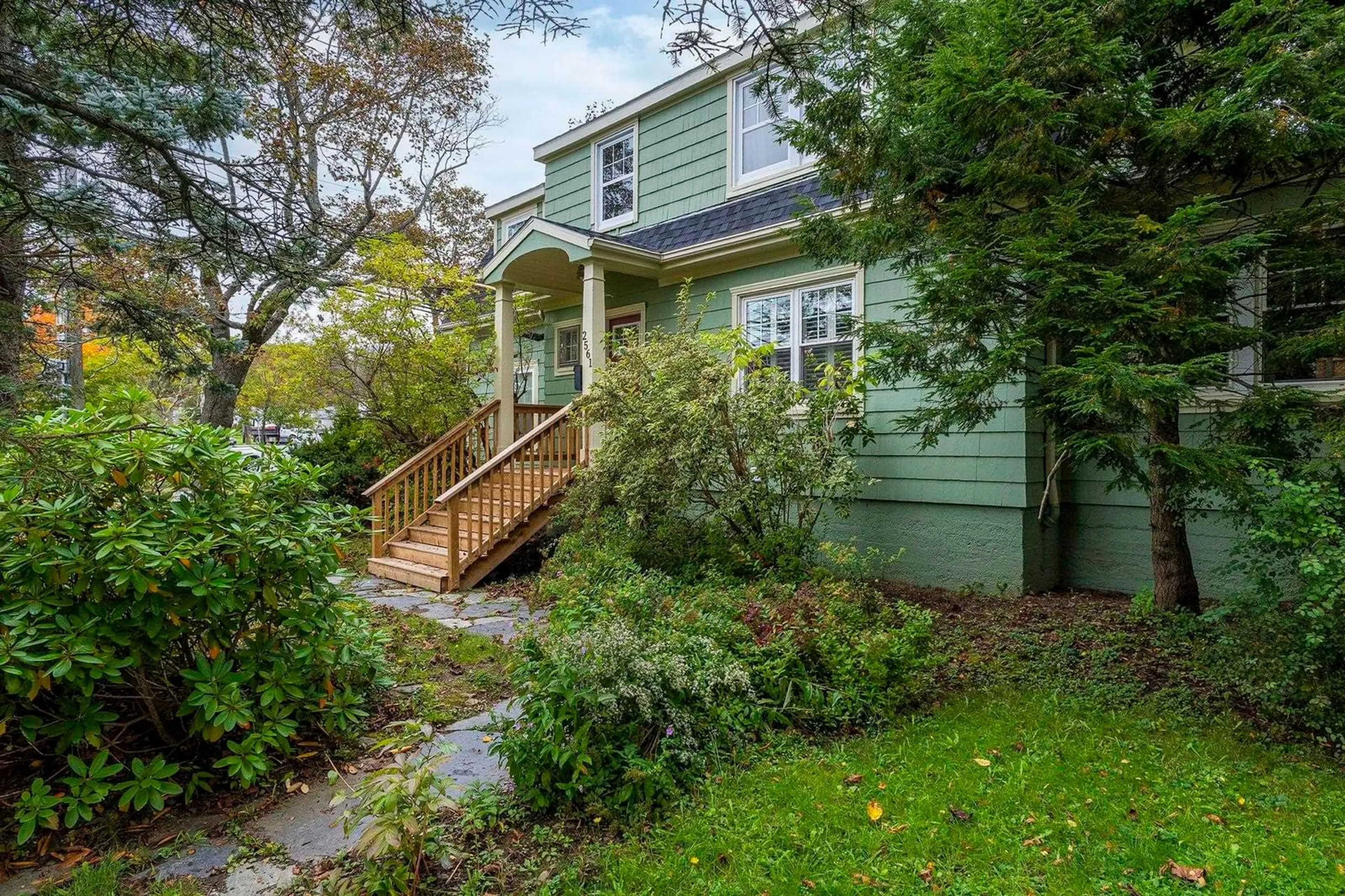 Unknown for 2561 Newton Ave, Halifax Nova Scotia B3L 3C4