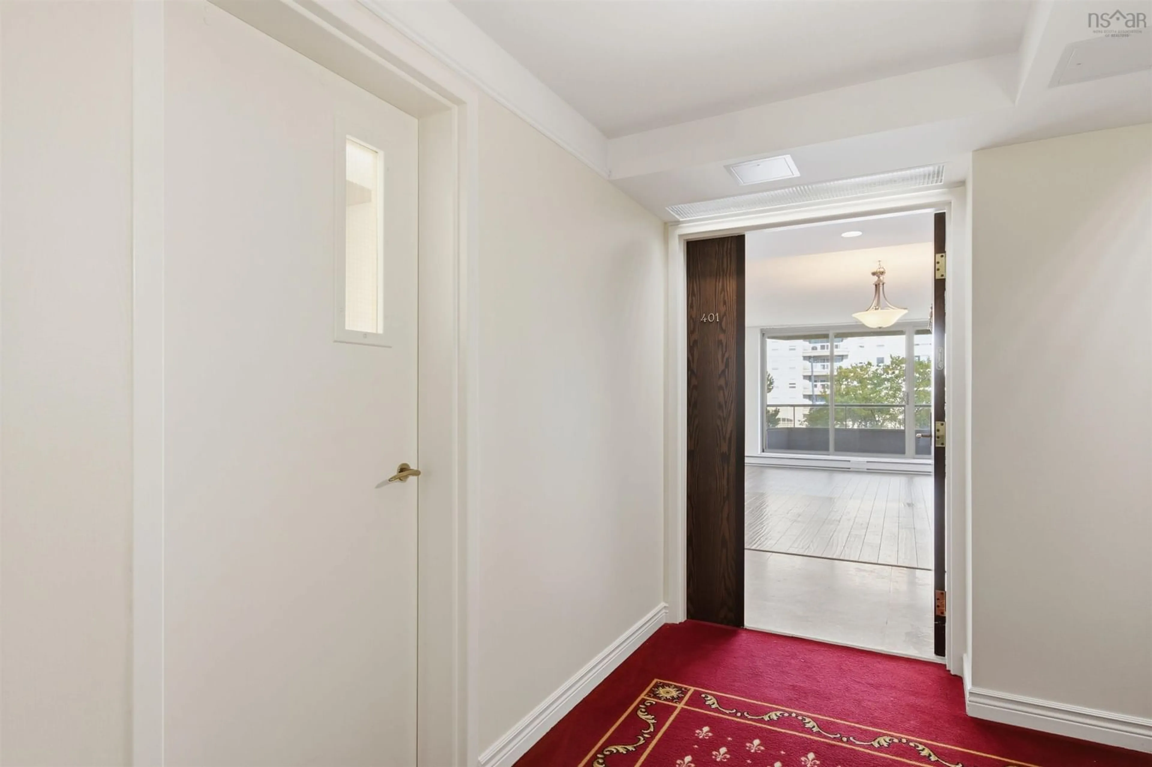 Indoor foyer for 1470 Summer St #401, Halifax Nova Scotia B3H 3A3
