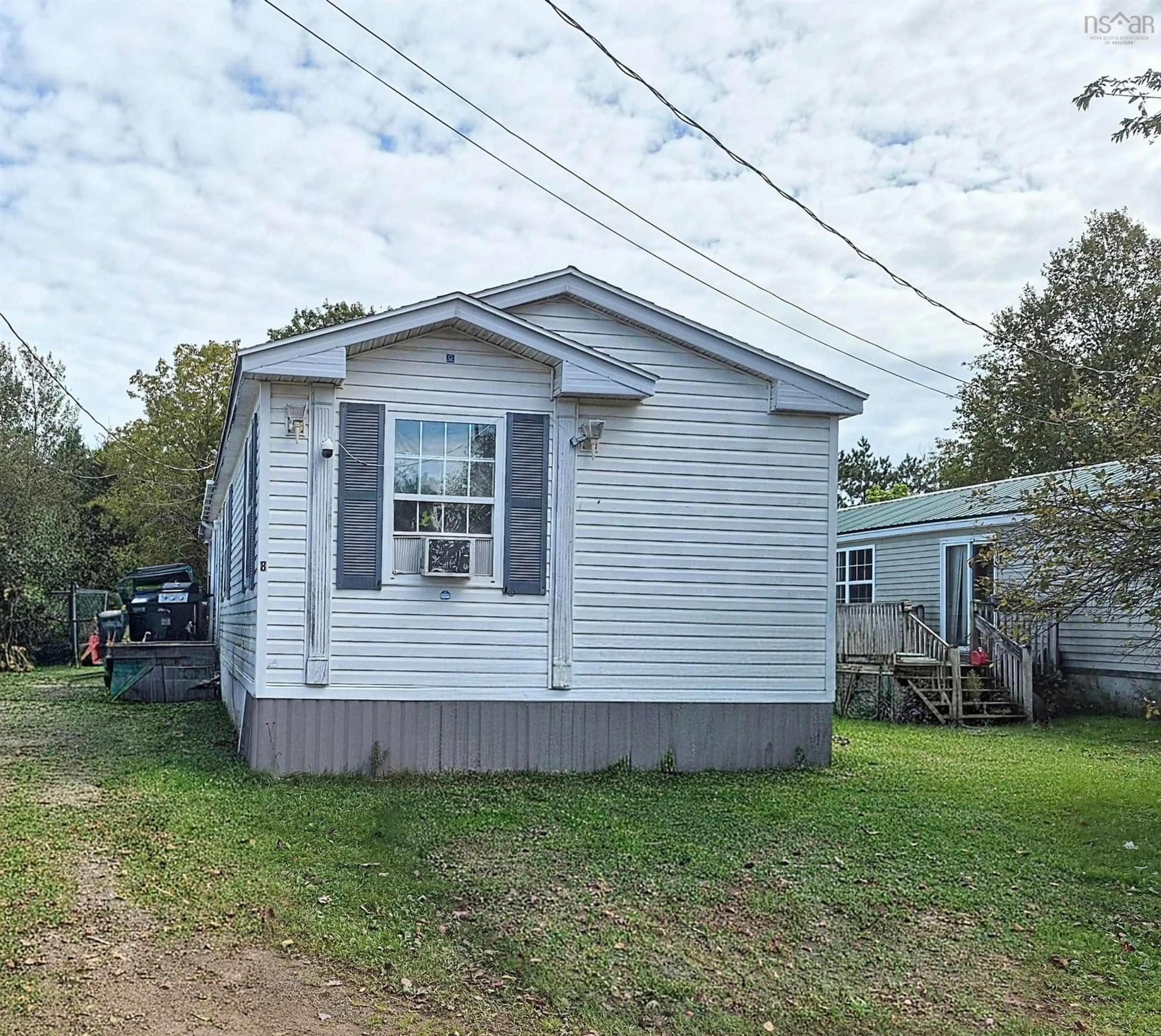 Shed for 8 Summer St, Murray Siding Nova Scotia B6L 4J8