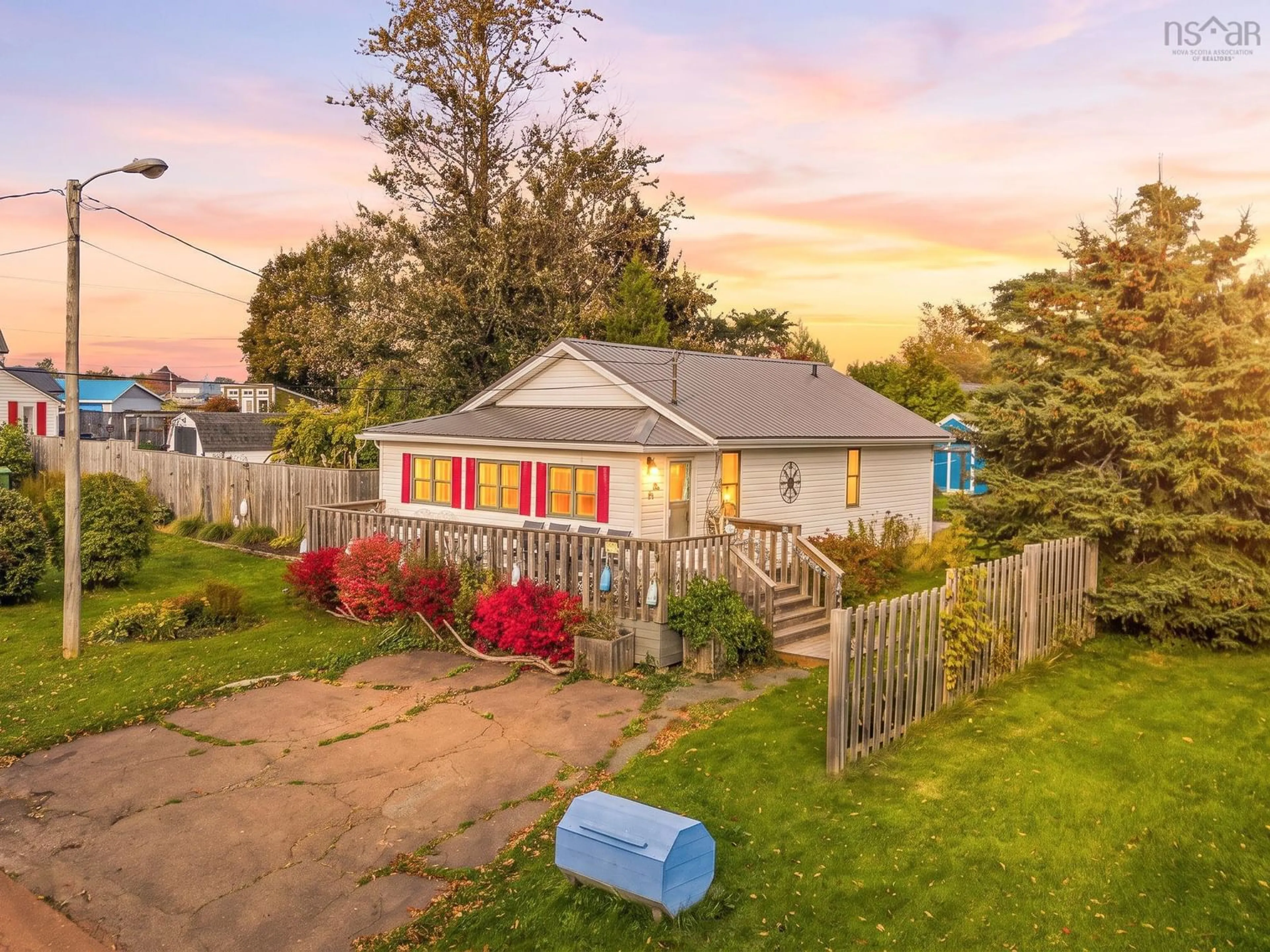 A pic from outside/outdoor area/front of a property/back of a property/a pic from drone, street for 40 Walton Street, Pugwash Nova Scotia B0K 1L0