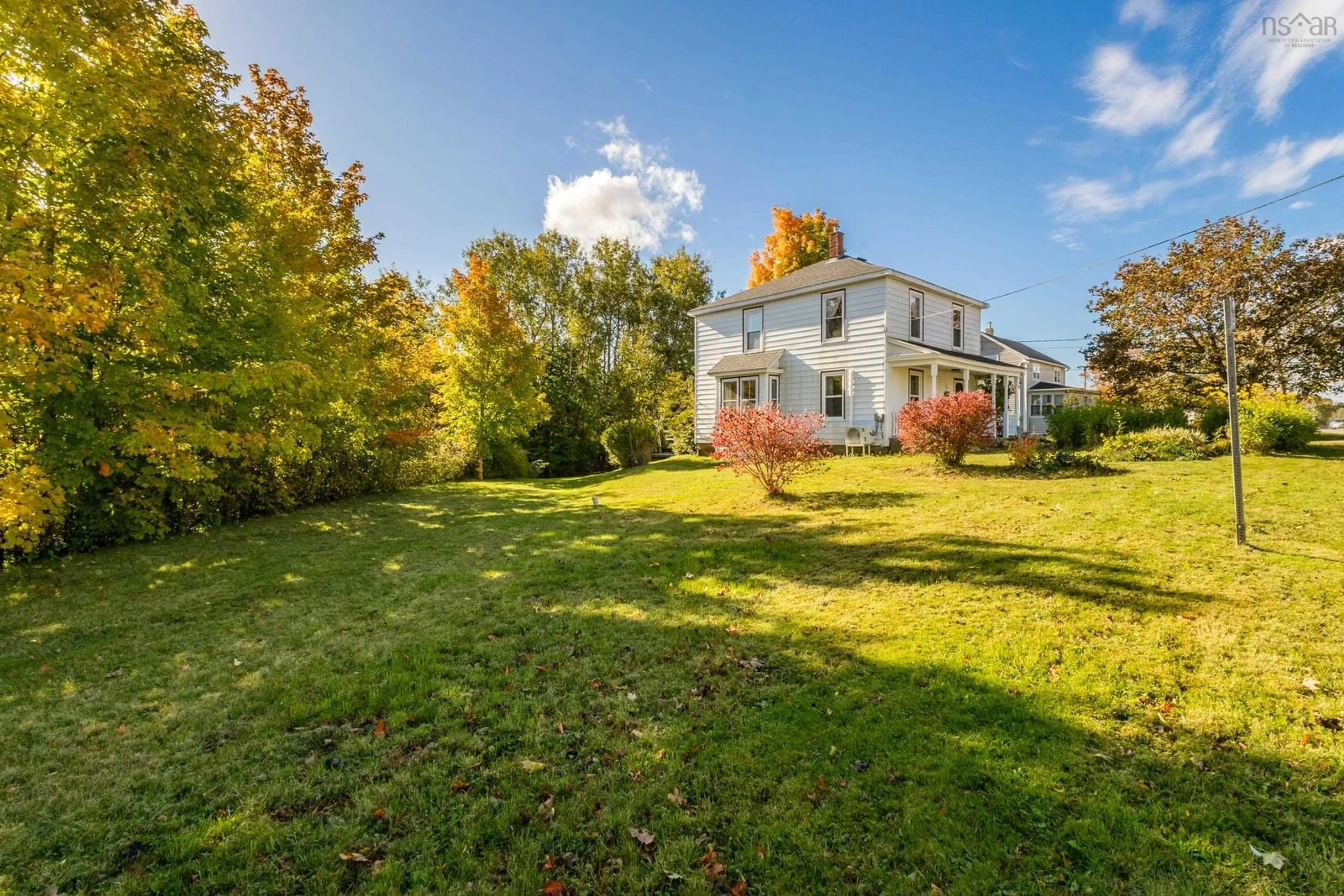 A pic from outside/outdoor area/front of a property/back of a property/a pic from drone, building for 212 Marshall St, Middleton Nova Scotia B0S 0B2