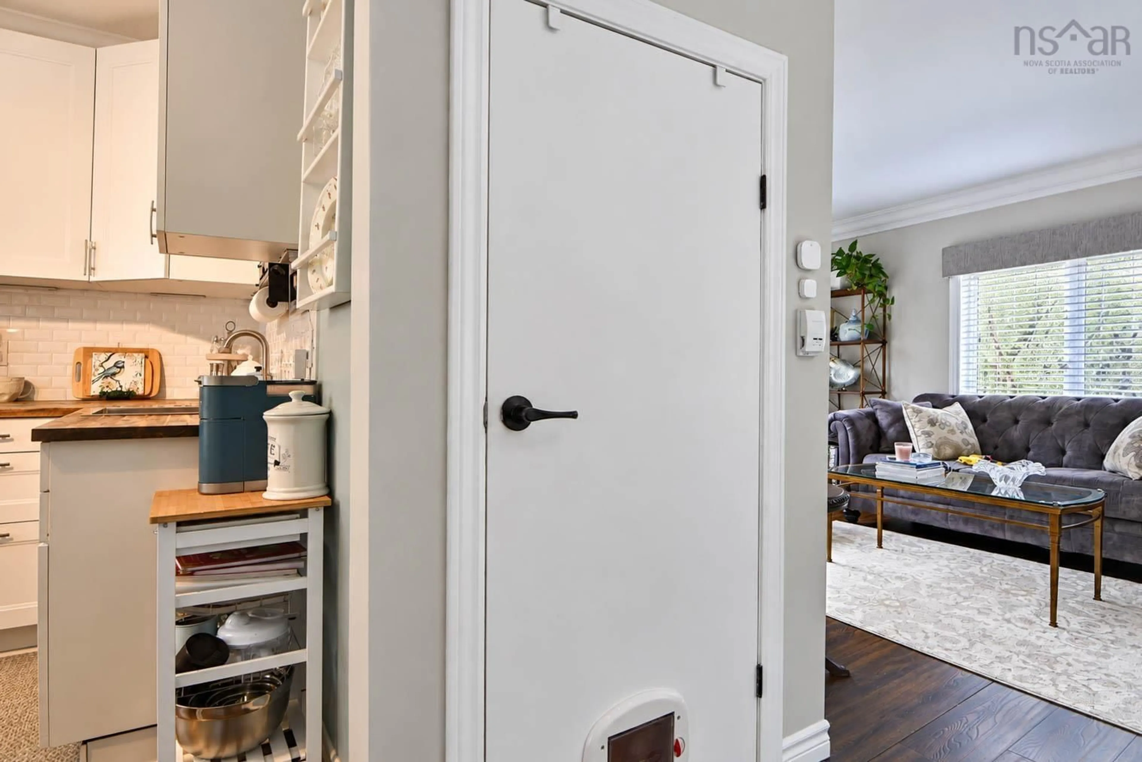 Indoor entryway for 10 Oak St, Trenton Nova Scotia B0K 1X0
