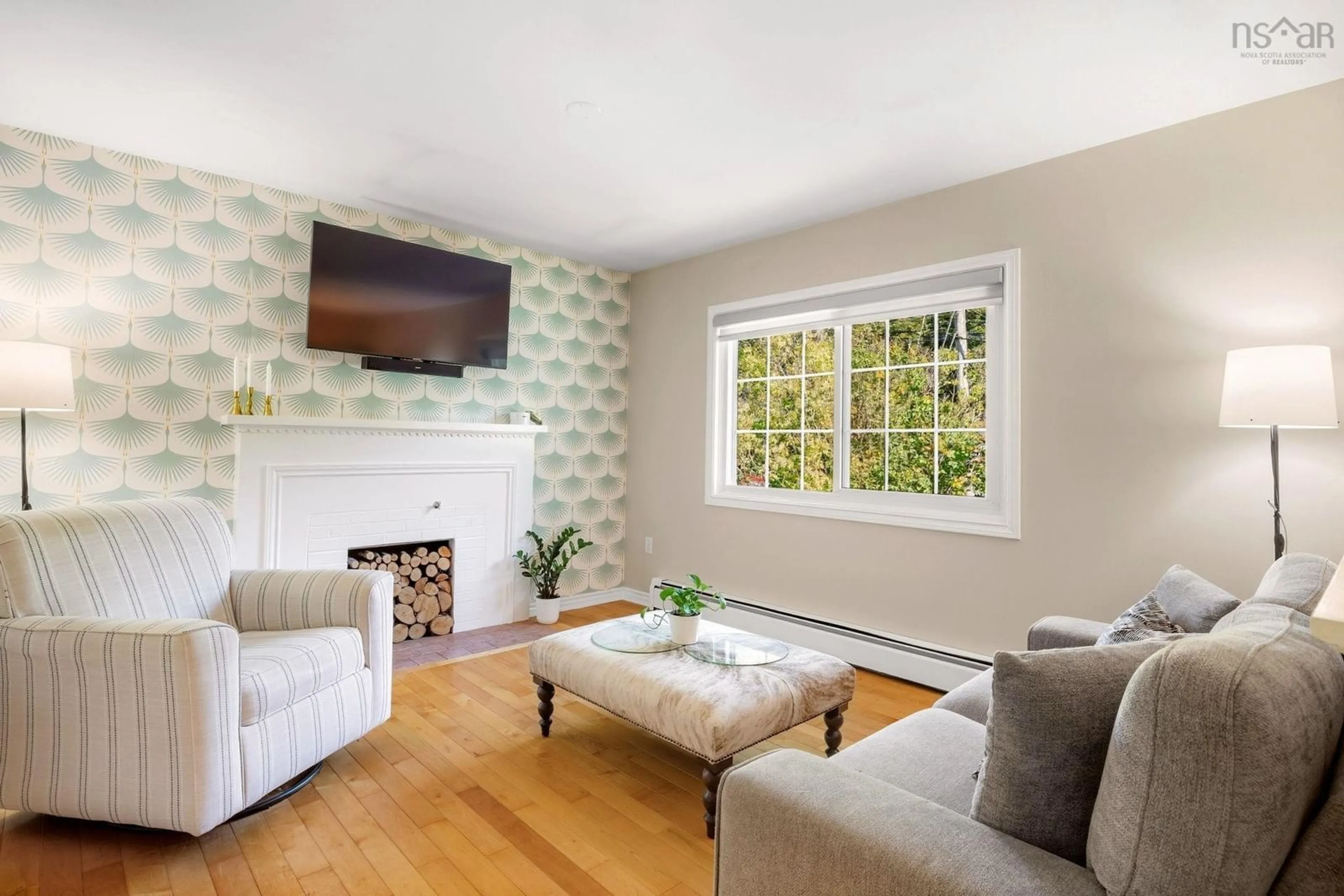 Living room with furniture, unknown for 86 Bedford Hills Rd, Bedford Nova Scotia B4A 1J9