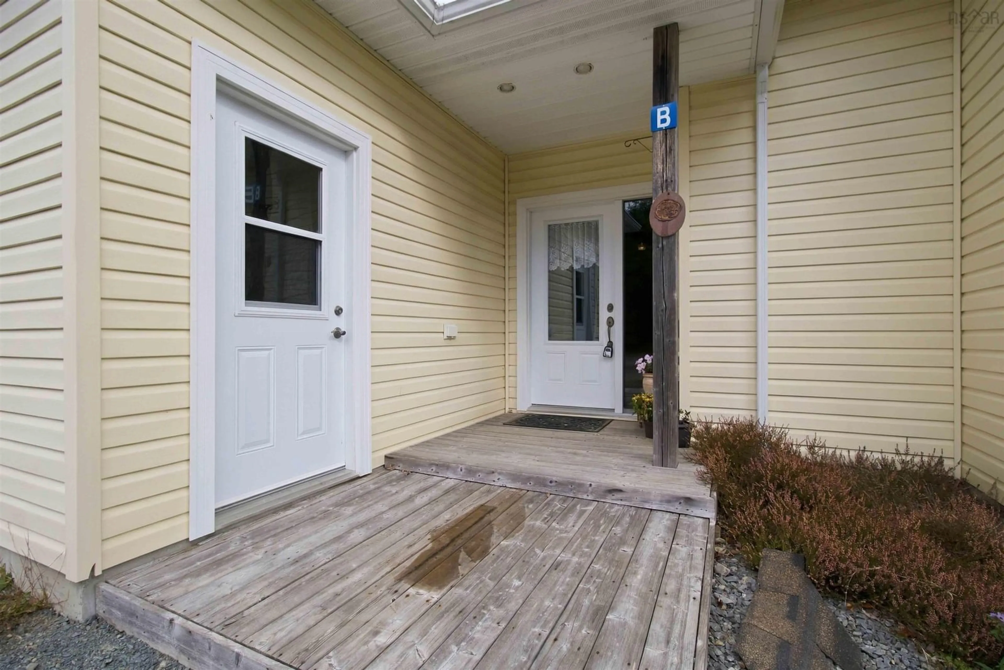 Indoor entryway for 15 Maple Ridge Dr #Units A & B, White Point Nova Scotia B0T 1K0