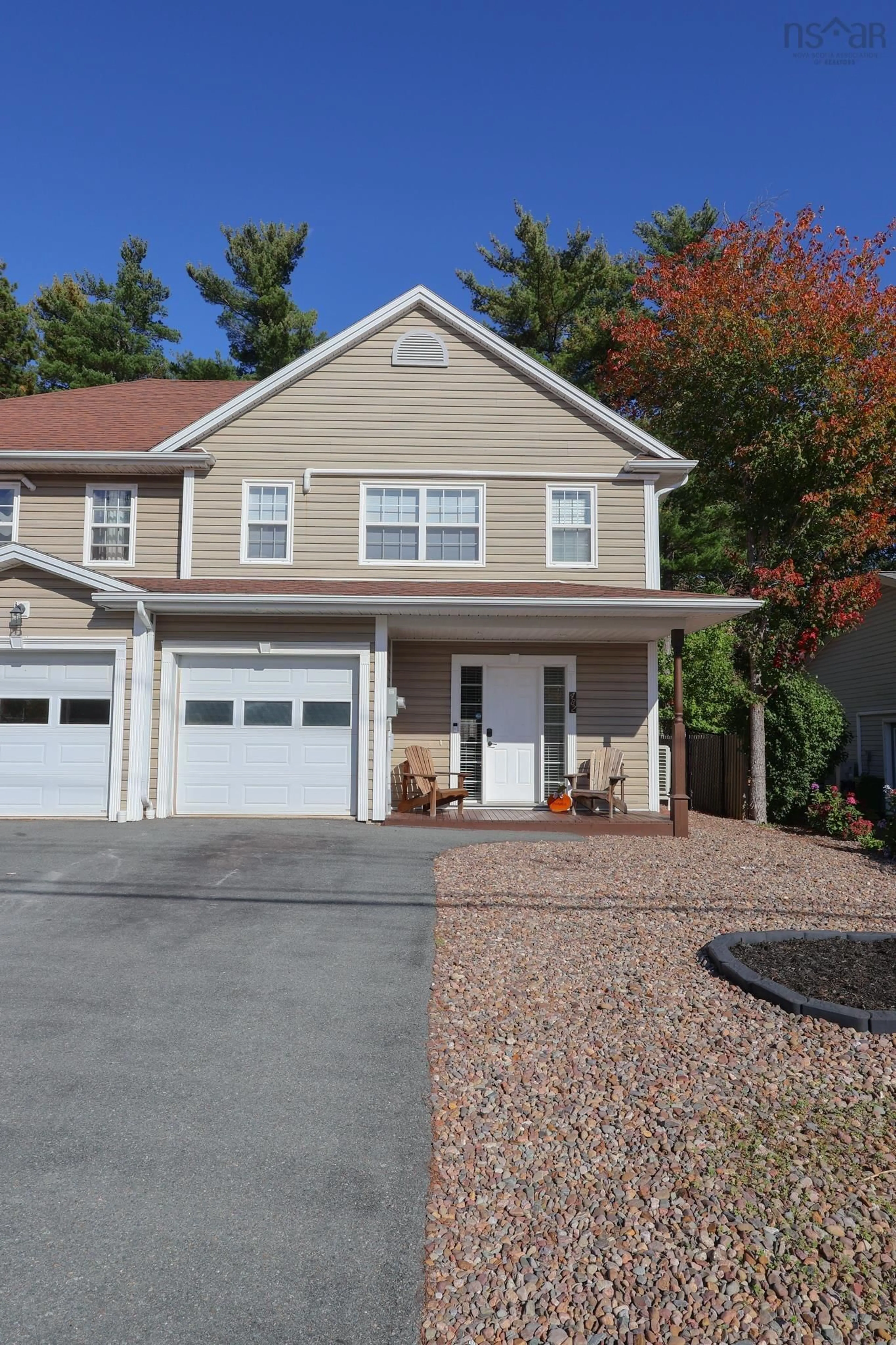 Home with vinyl exterior material, street for 482 Glen Allan Dr, Bridgewater Nova Scotia B4V 0B1