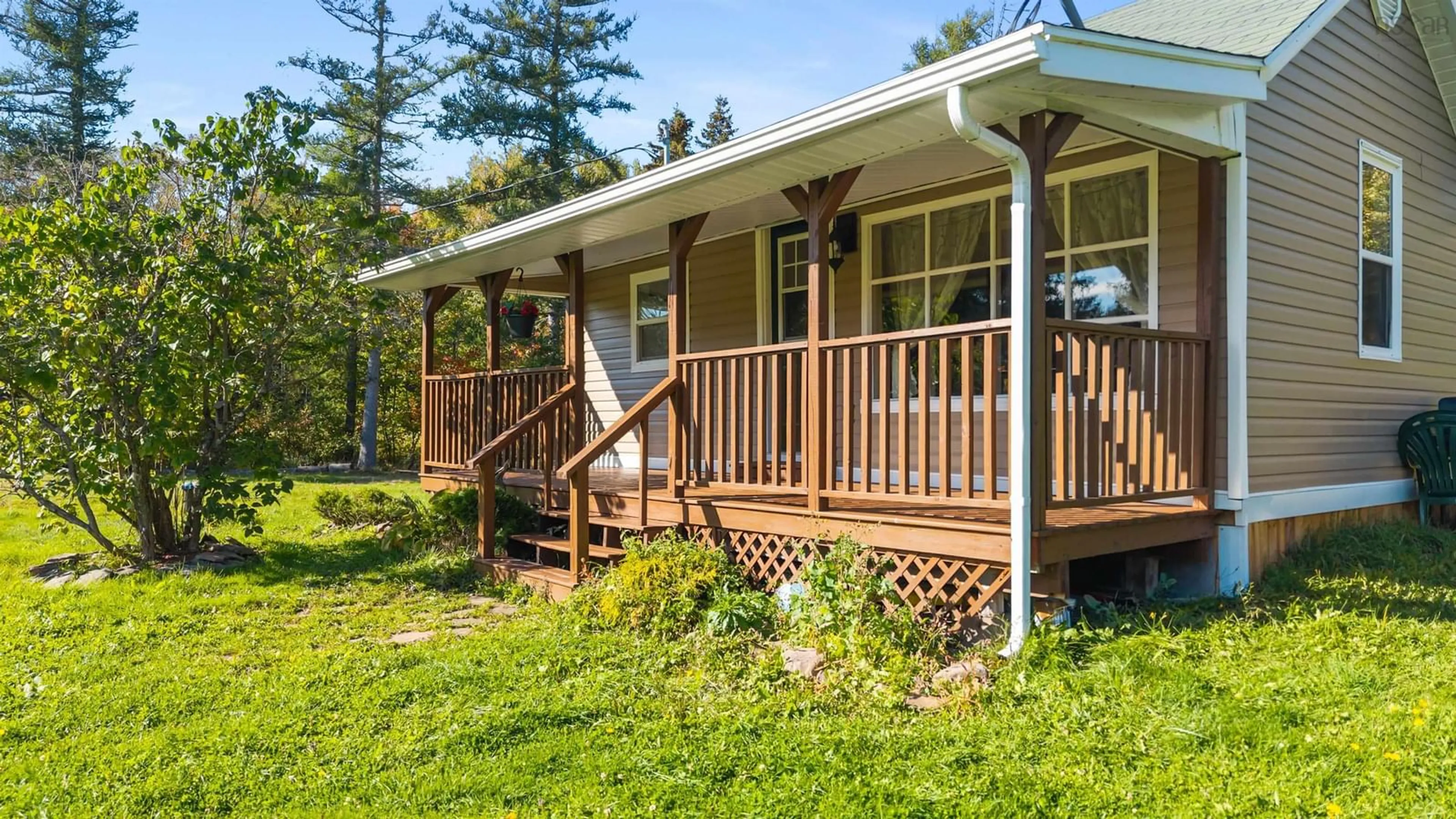 Home with vinyl exterior material, unknown for 74 Battist Rd, Sundridge Nova Scotia B0K 1H0