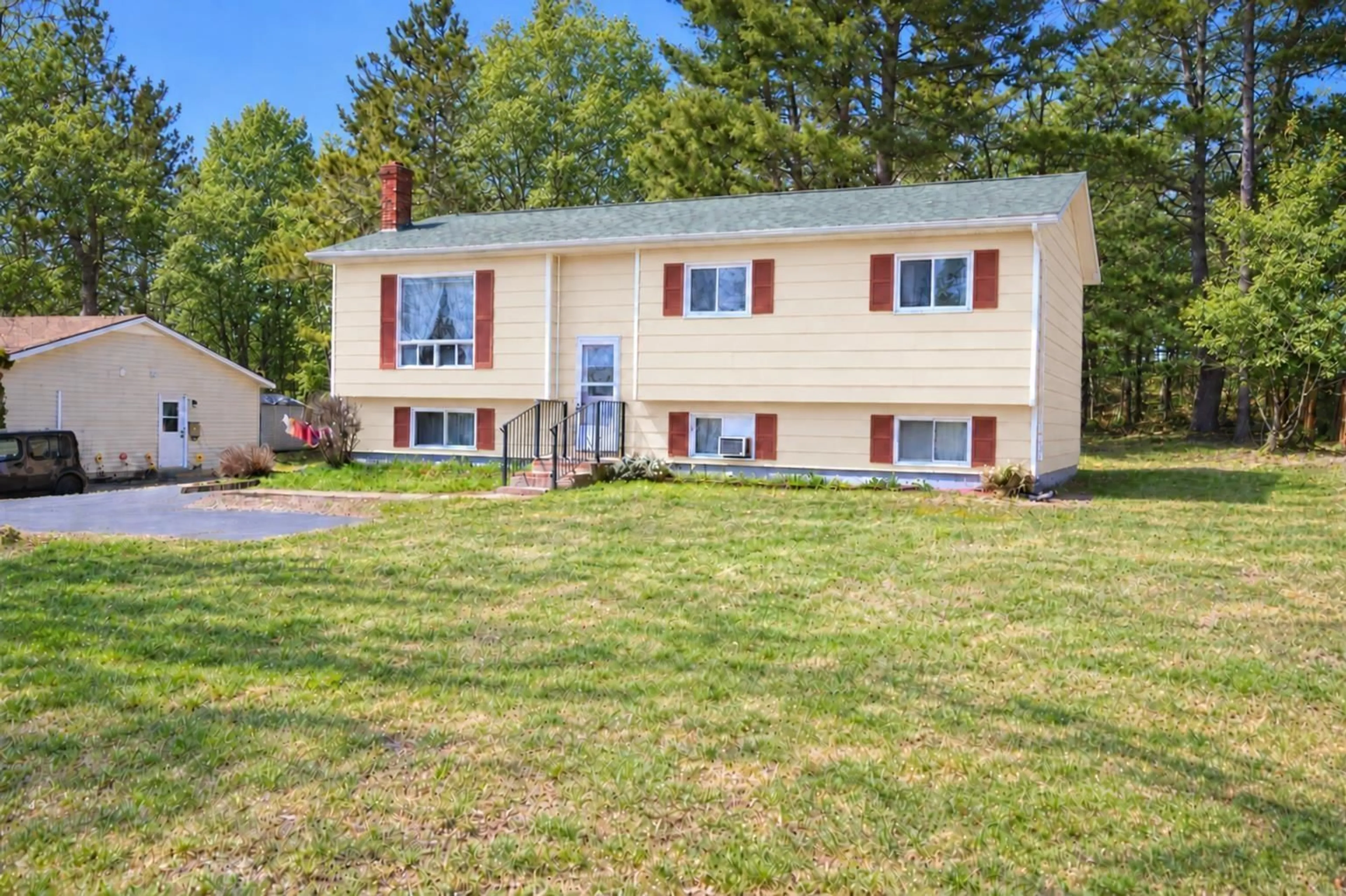 Home with vinyl exterior material, street for 661 Balser Dr, Kingston Nova Scotia B0P 1R0