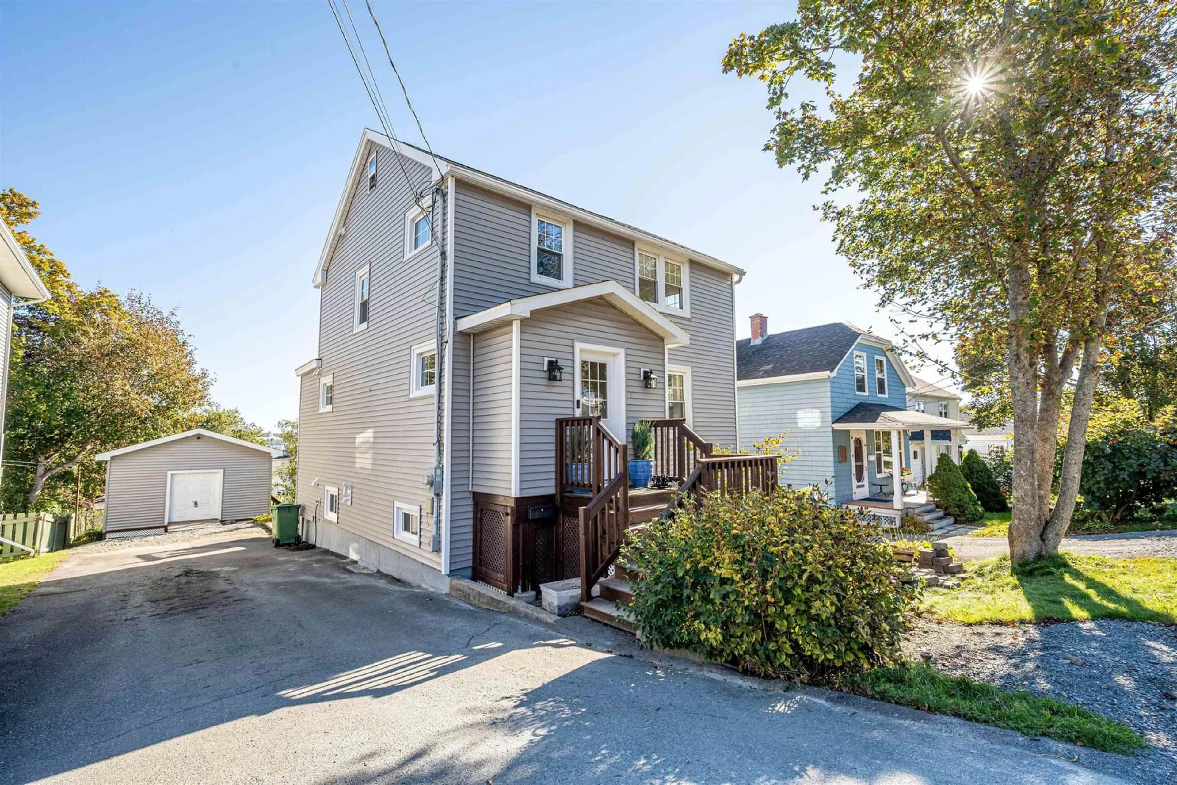 Unknown for 11 Flint St, Halifax Nova Scotia B3N 2V3